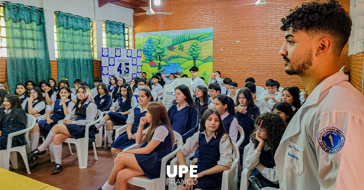 Octubre Verdaderamente Rosa: Prevención del Cáncer en la Escuela San Pedro Apóstol