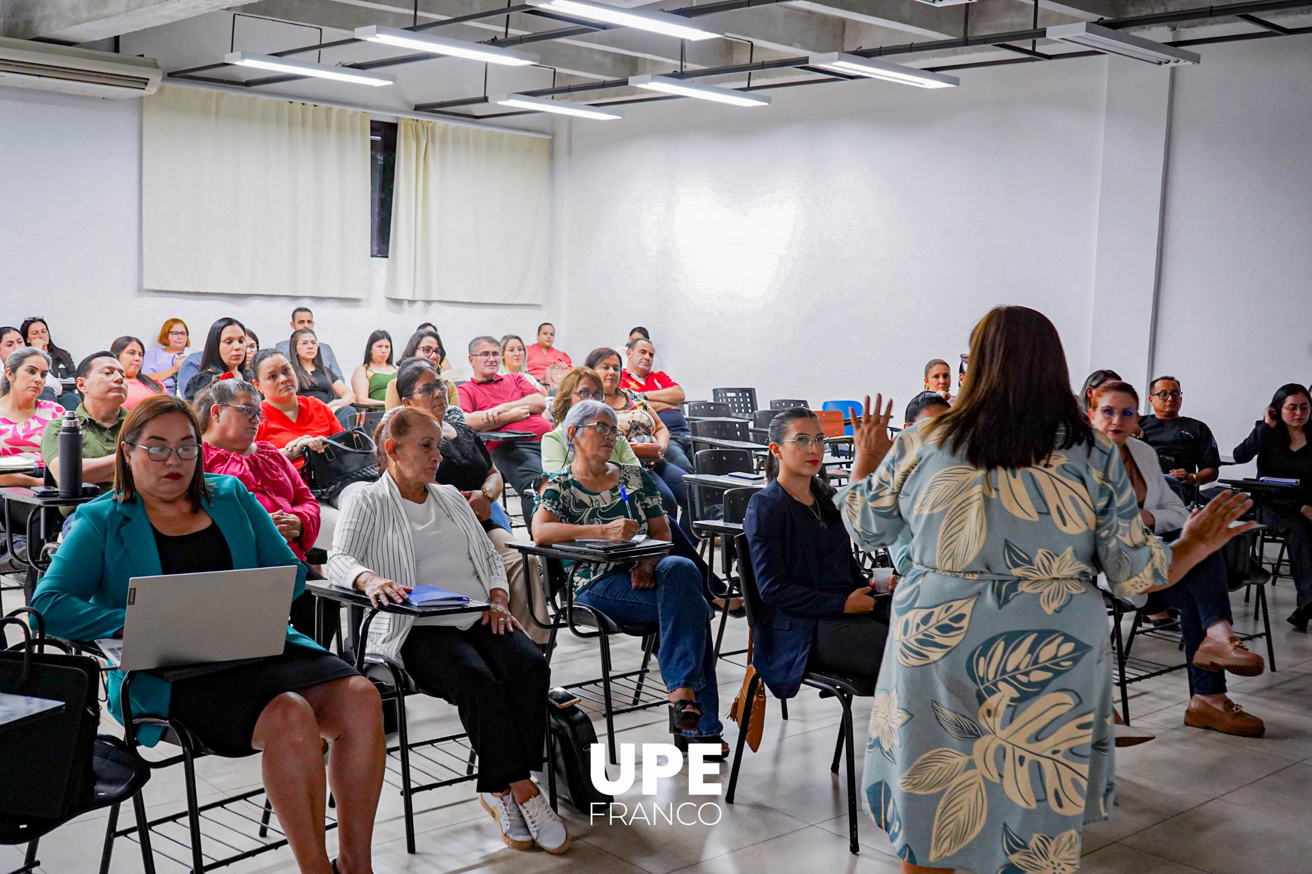 Claustro Docente en la Facultad de Ciencias de la Salud: Fortaleciendo la labor Académica 