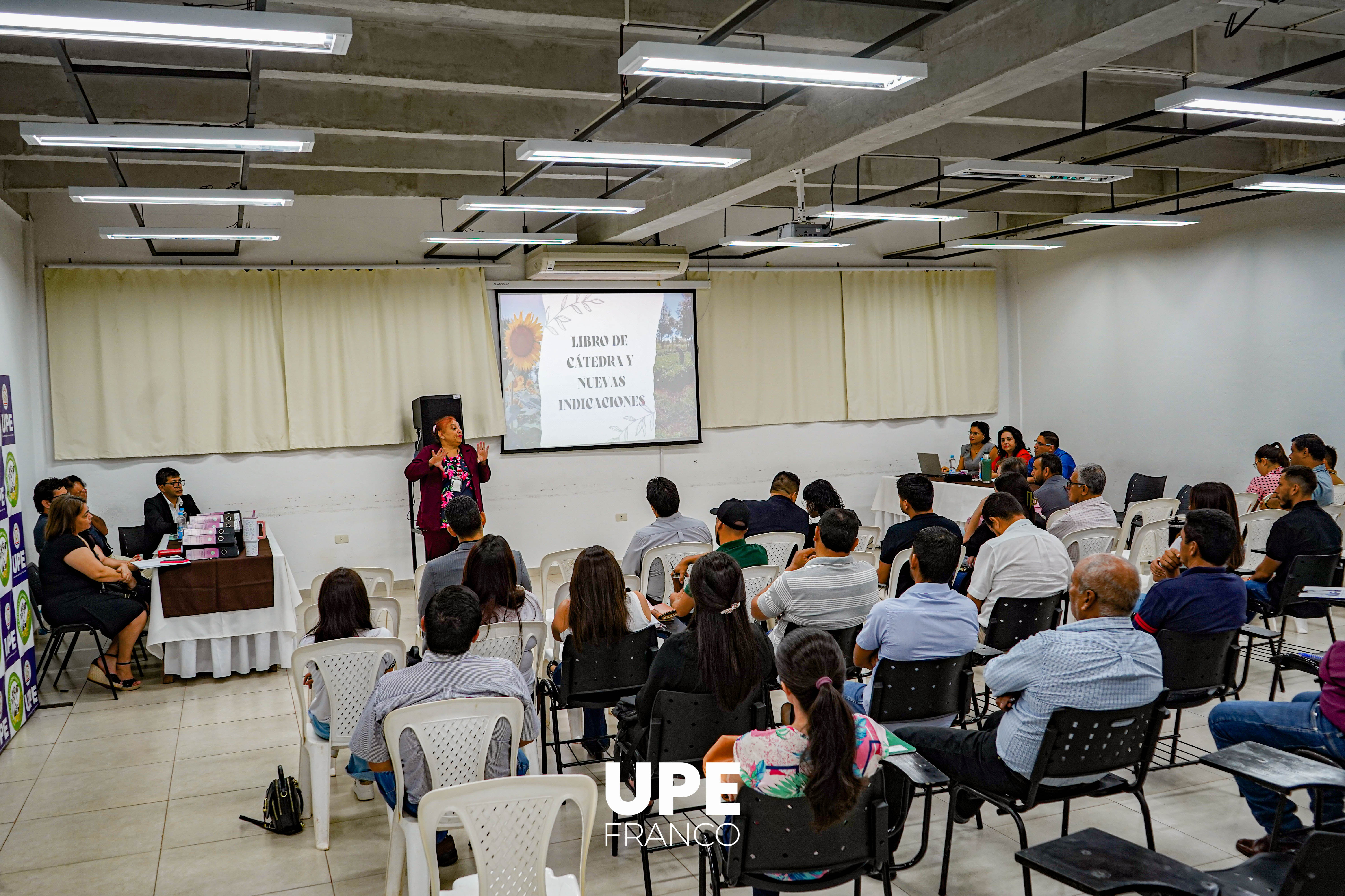 Facultad de Ciencias Agropecuarias y Ciencias Ambientales concluye su primer Claustro Docente 2025