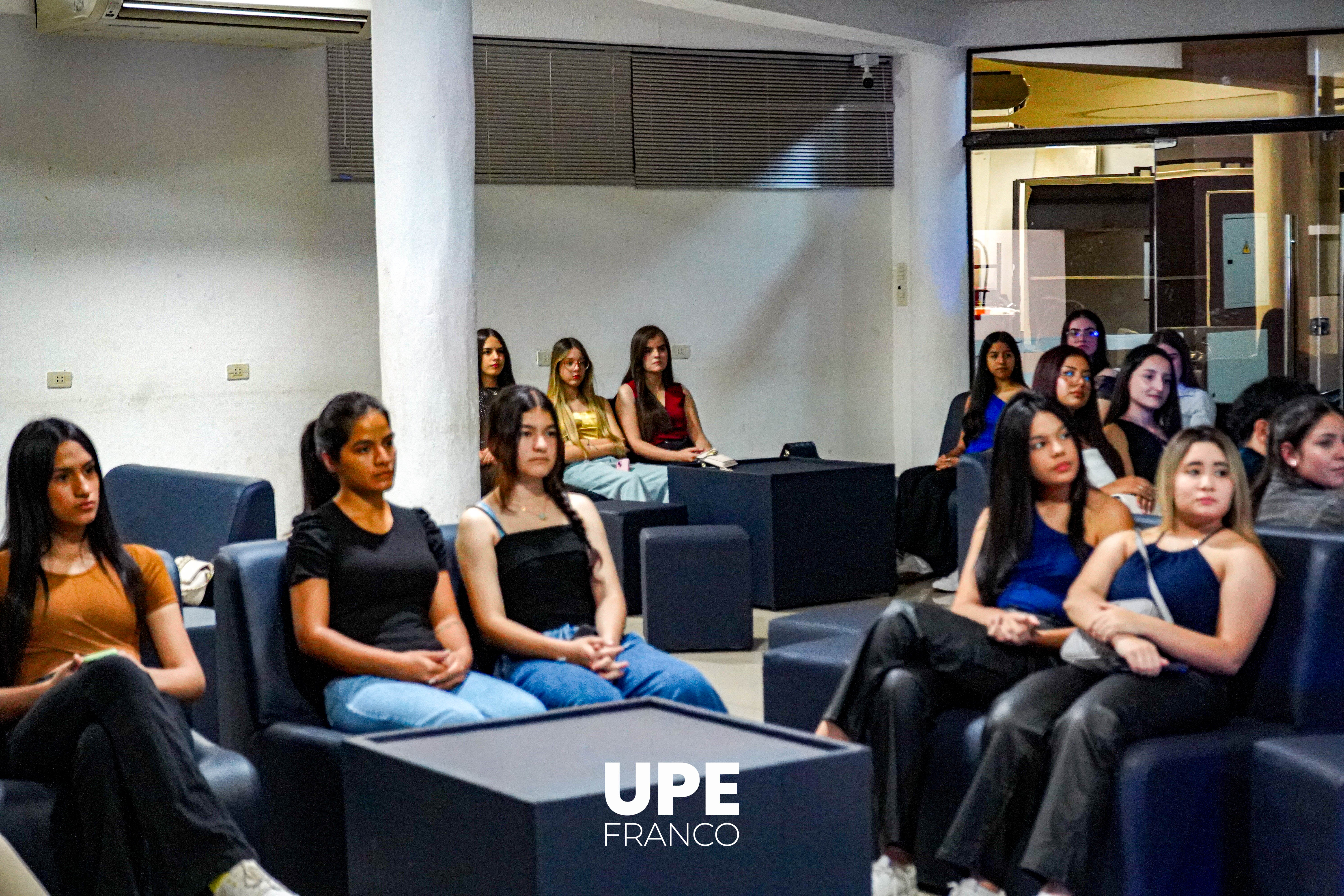 Bienvenida a los nuevos estudiantes de Arquitectura y Urbanismo: Año Lectivo 2025