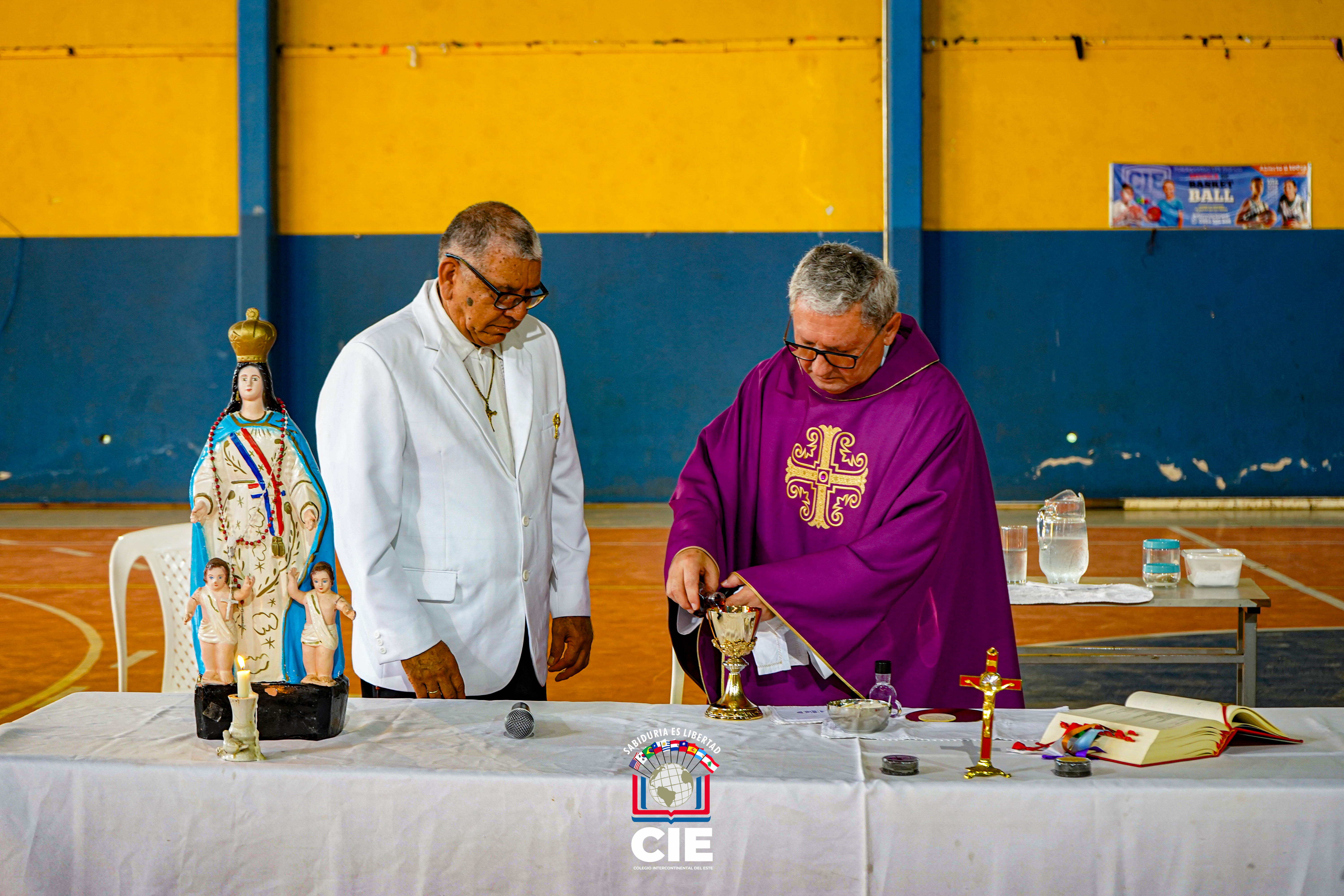 Misa de Cenizas en el Colegio Intercontinental del Este