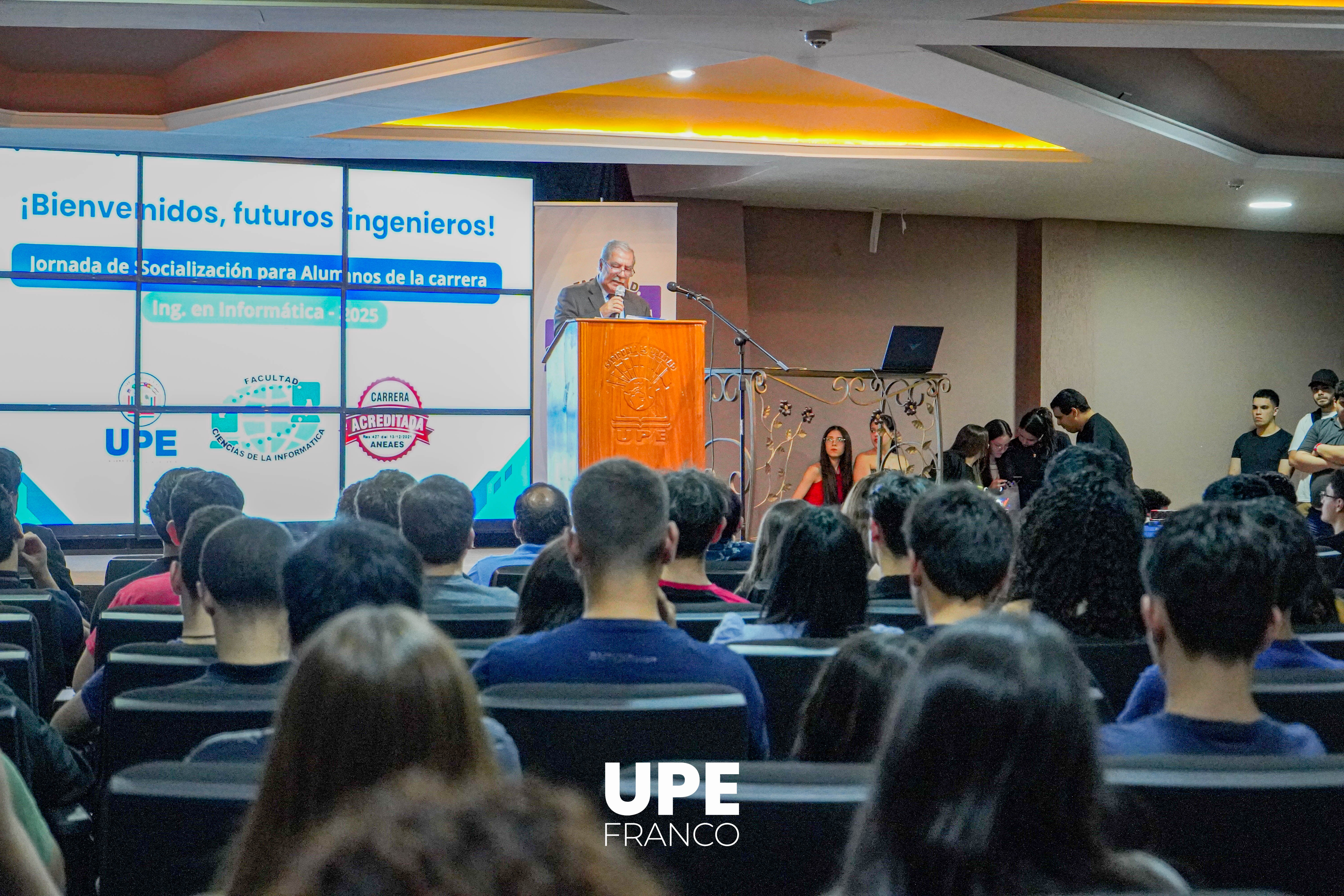 Jornada de Inducción: UPE Franco da la Bienvenida a los estudiantes de Ciencias de la Informática