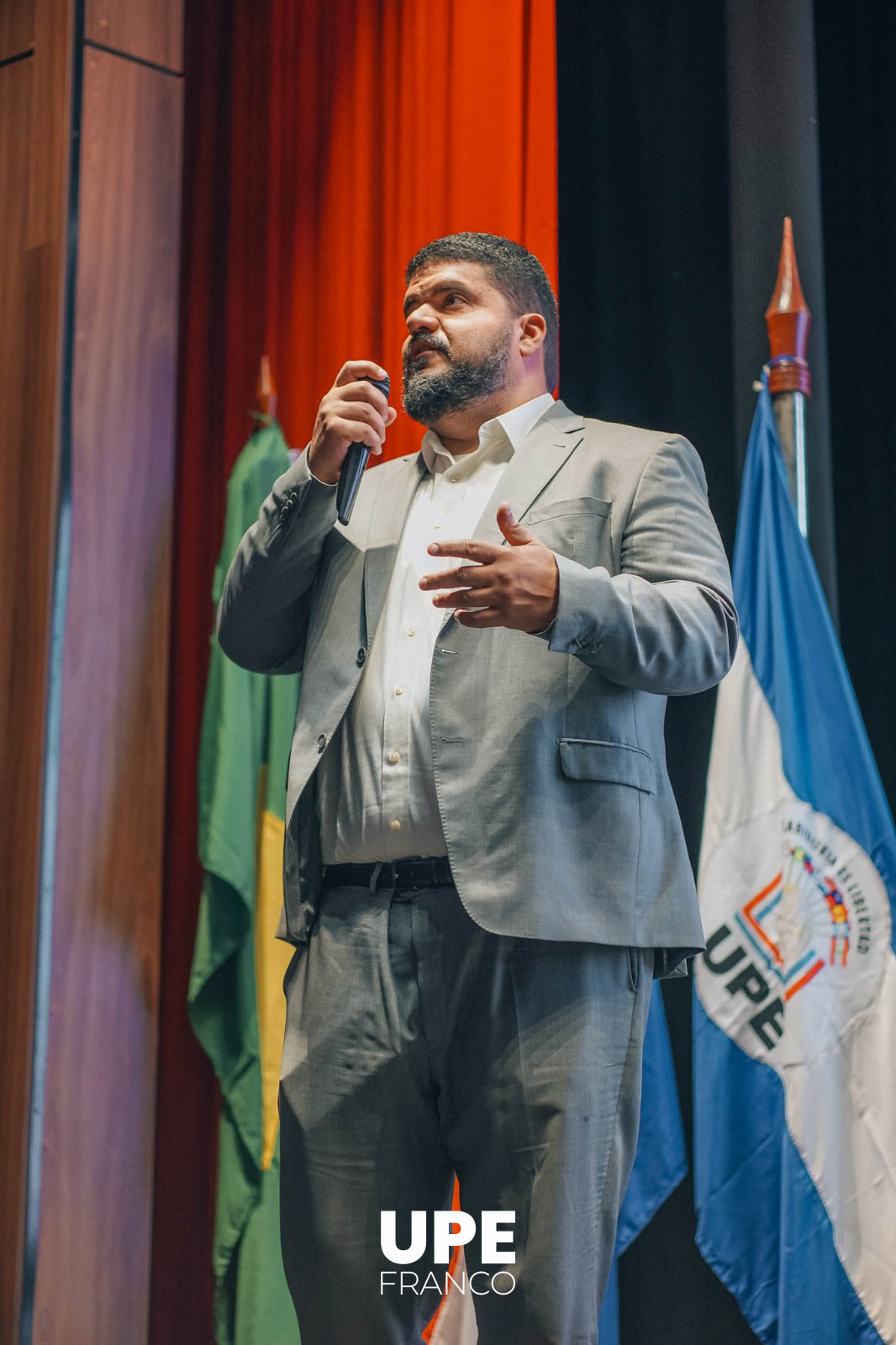 Éxito en el Seminario sobre Revalida INEP: UPE Franco y Estrategia MED