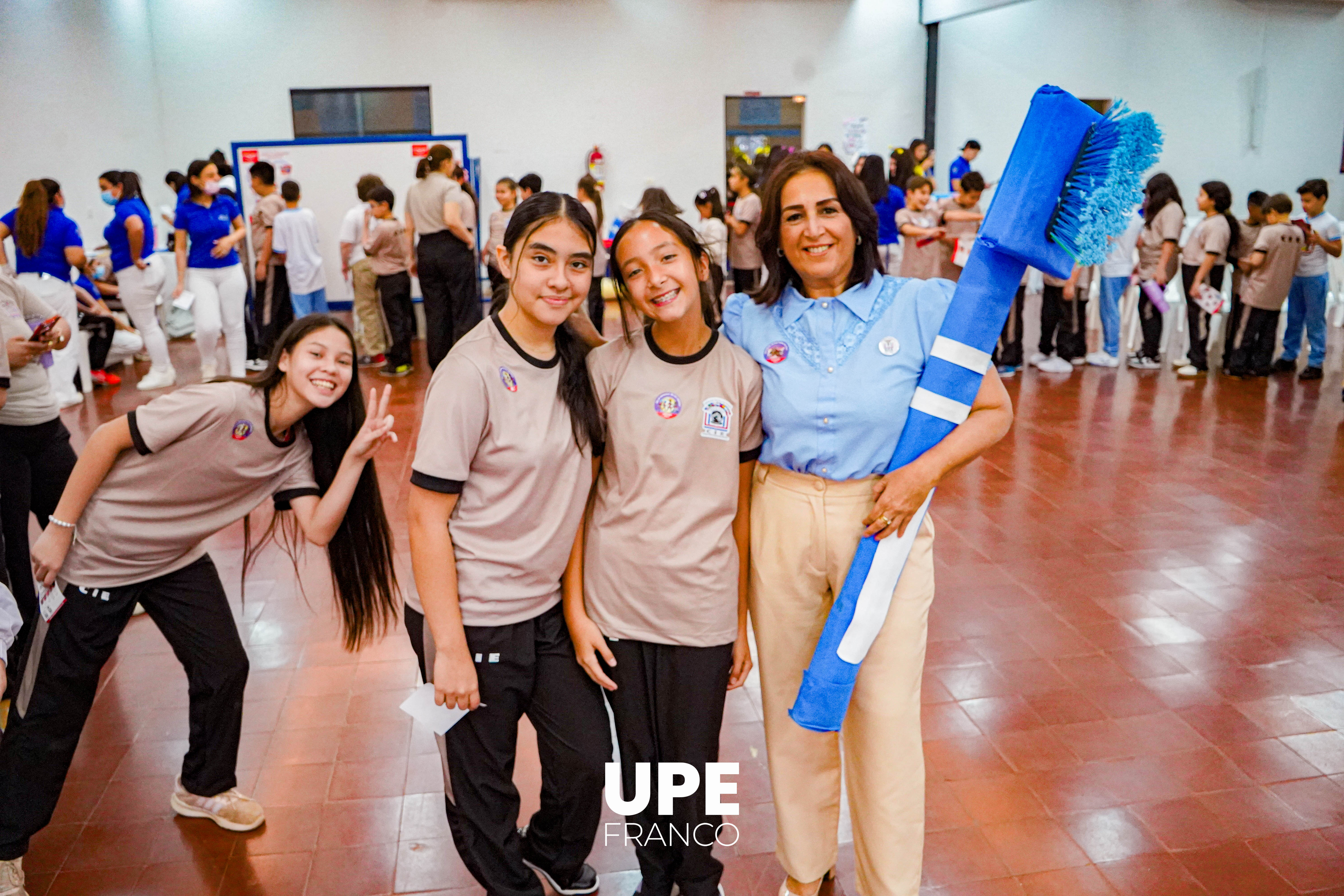 Día Mundial de la Salud Bucodental: Evento educativo y preventivo en la UPE FRANCO