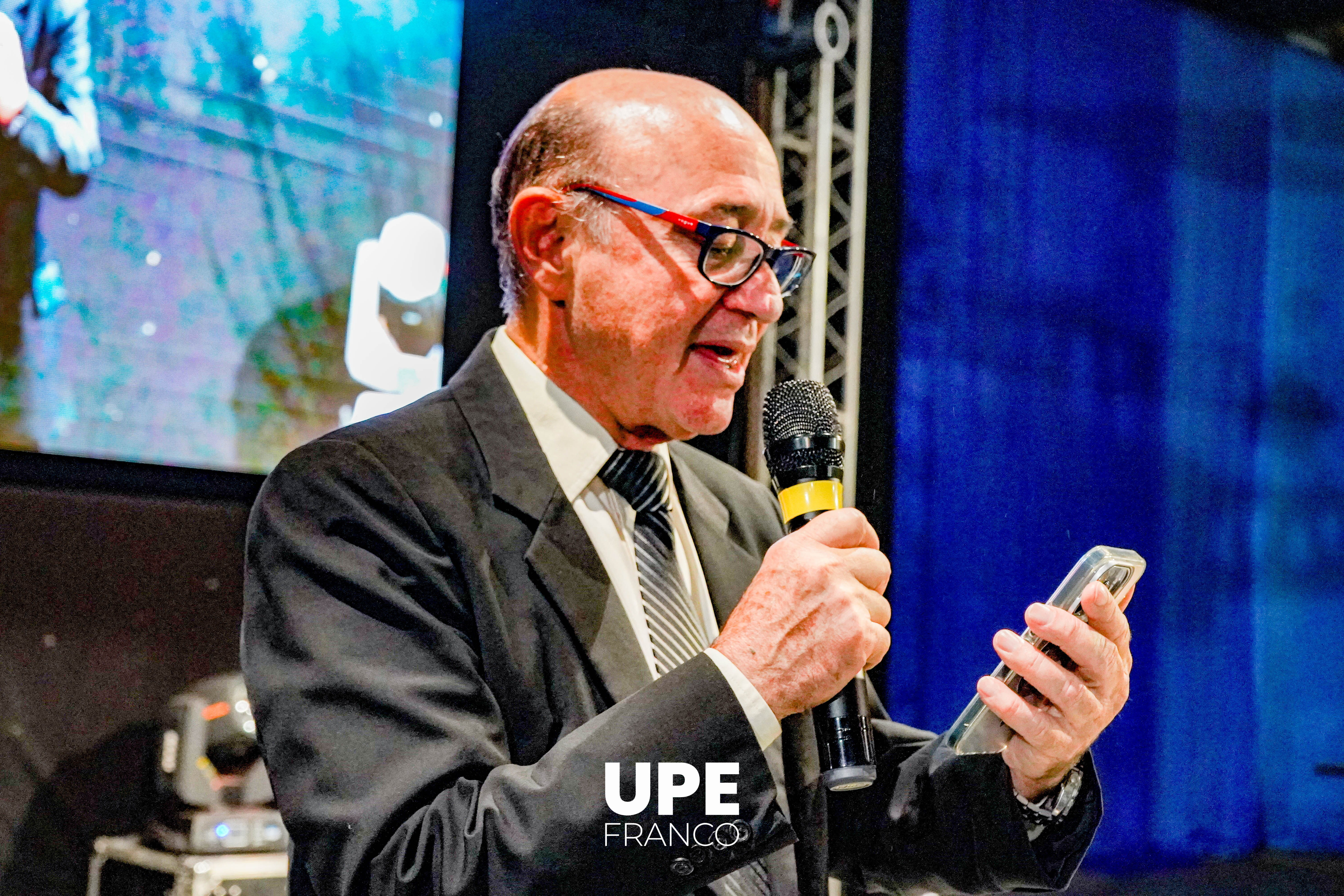UPE FRANCO Celebra 33 Años de Excelencia