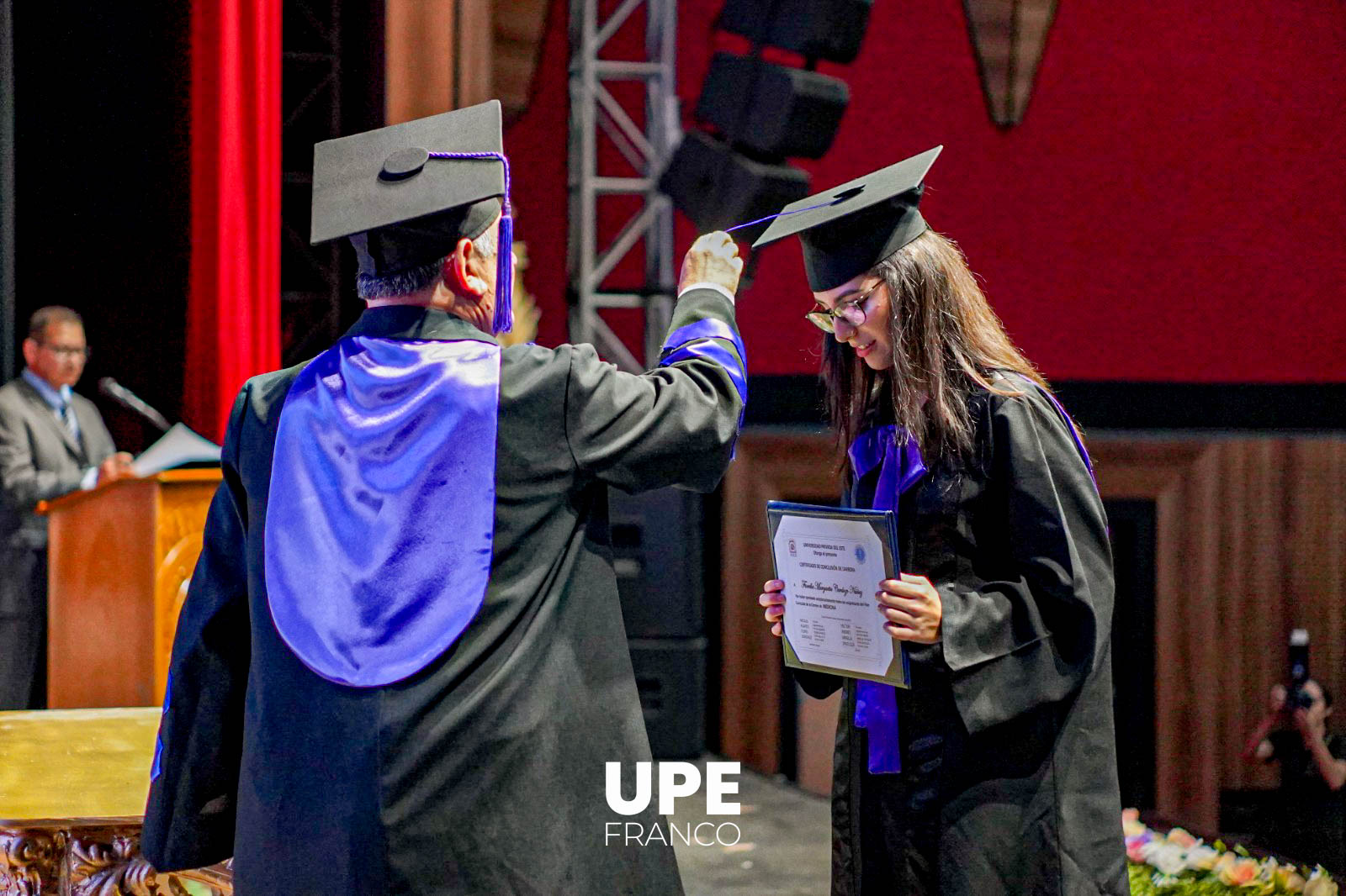Ceremonia de Graduación UPE FRANCO: Carrera de Medicina - Promoción 2024