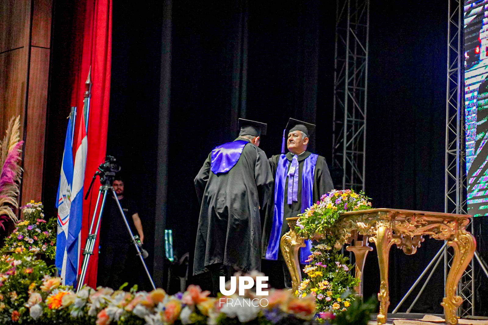 Ceremonia de Graduación UPE FRANCO: Carrera de Medicina - Promoción 2024
