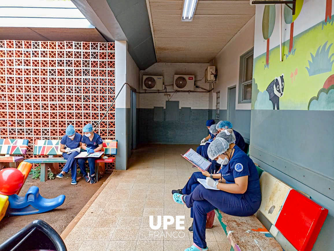 Kinesiología y Fisioterapia: Formación Práctica en el Hospital Distrital de Hernandarias