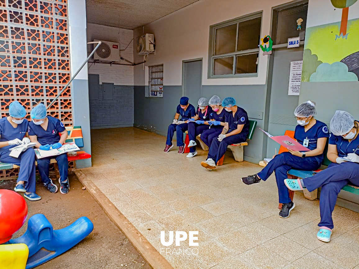 Kinesiología y Fisioterapia: Formación Práctica en el Hospital Distrital de Hernandarias