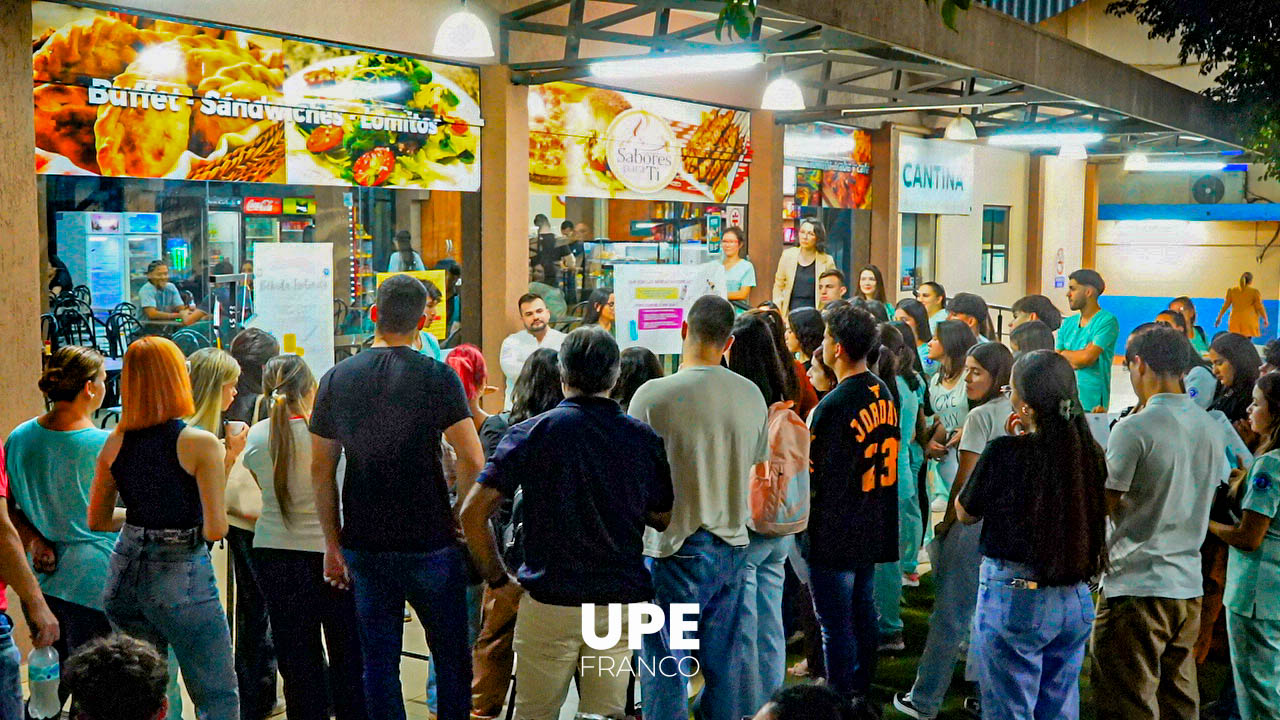 Estudiantes de Nutrición promueven el consumo responsable de bebidas deportivas