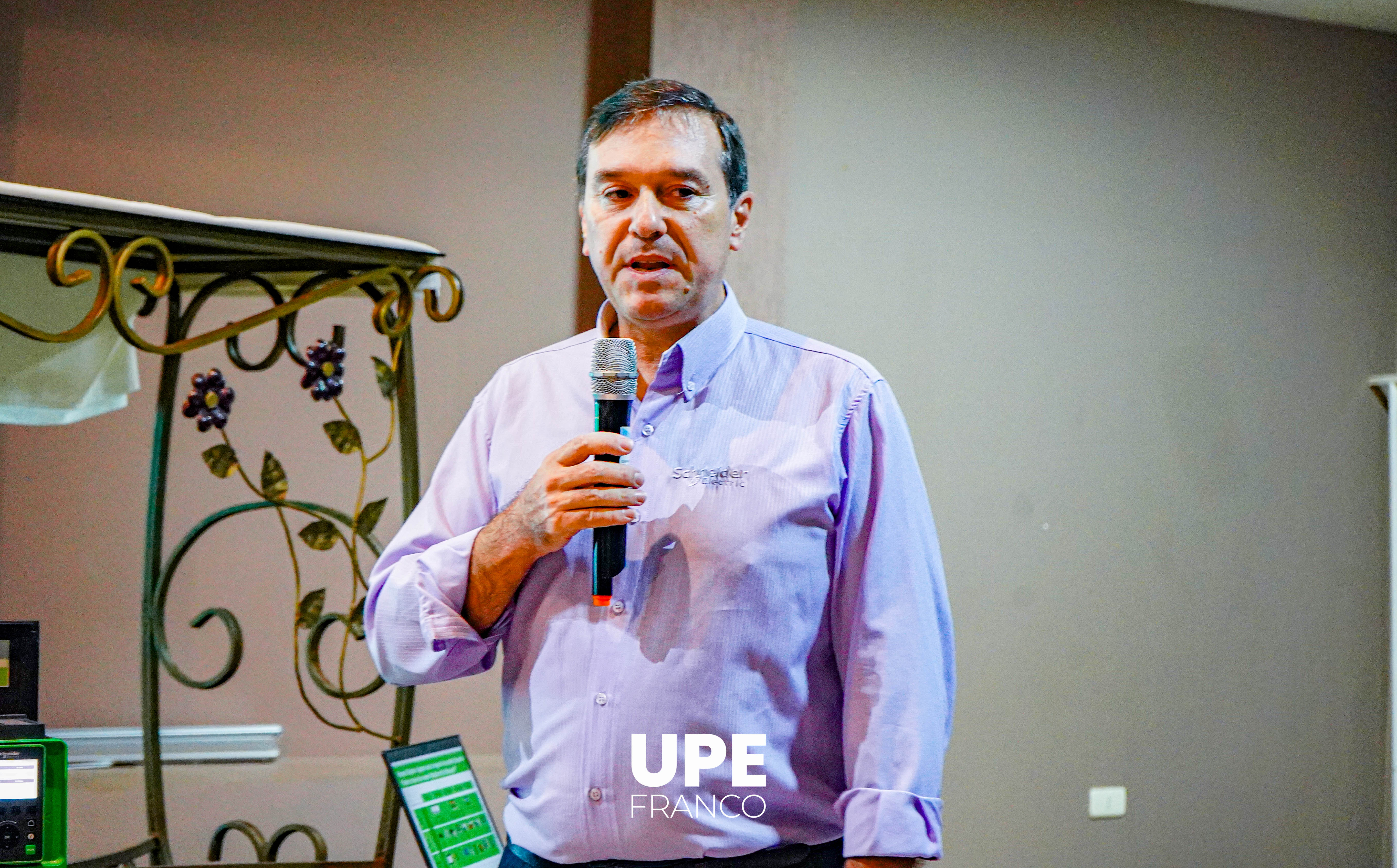Concluye Charla sobre Automatismo Industrial: Jornada Informativa en UPE FRANCO