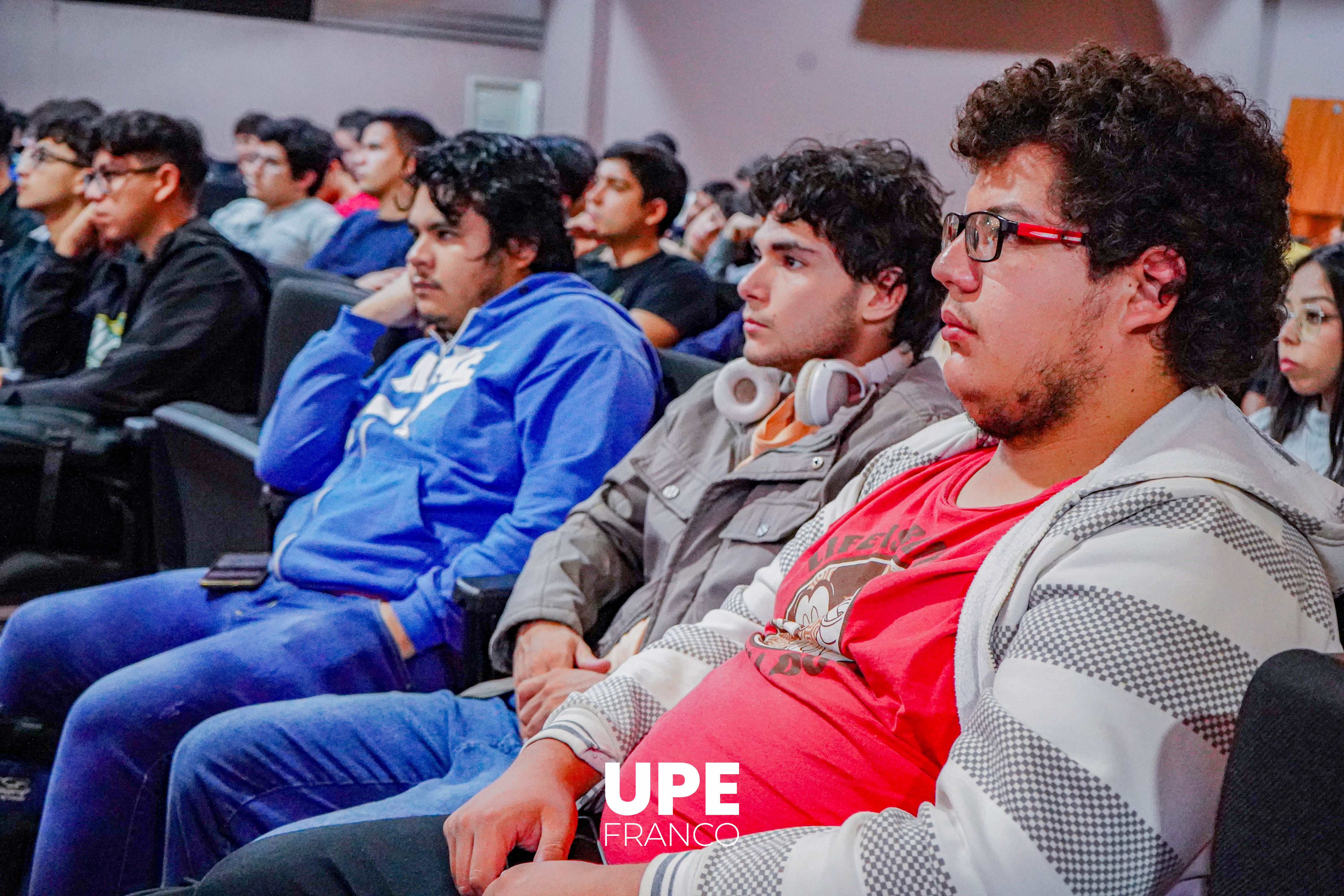 Concluye Charla sobre Automatismo Industrial: Jornada Informativa en UPE FRANCO