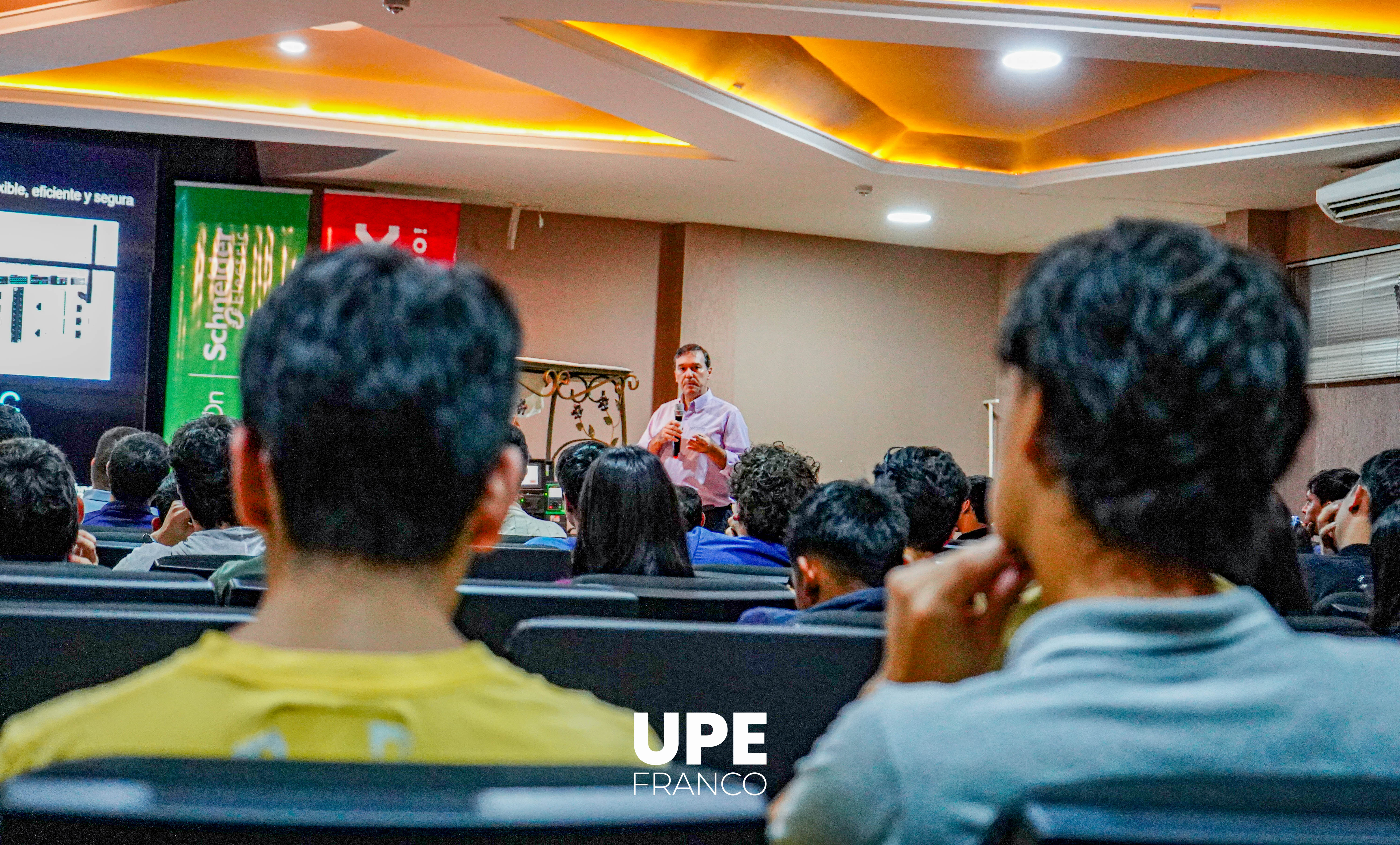 Concluye Charla sobre Automatismo Industrial: Jornada Informativa en UPE FRANCO