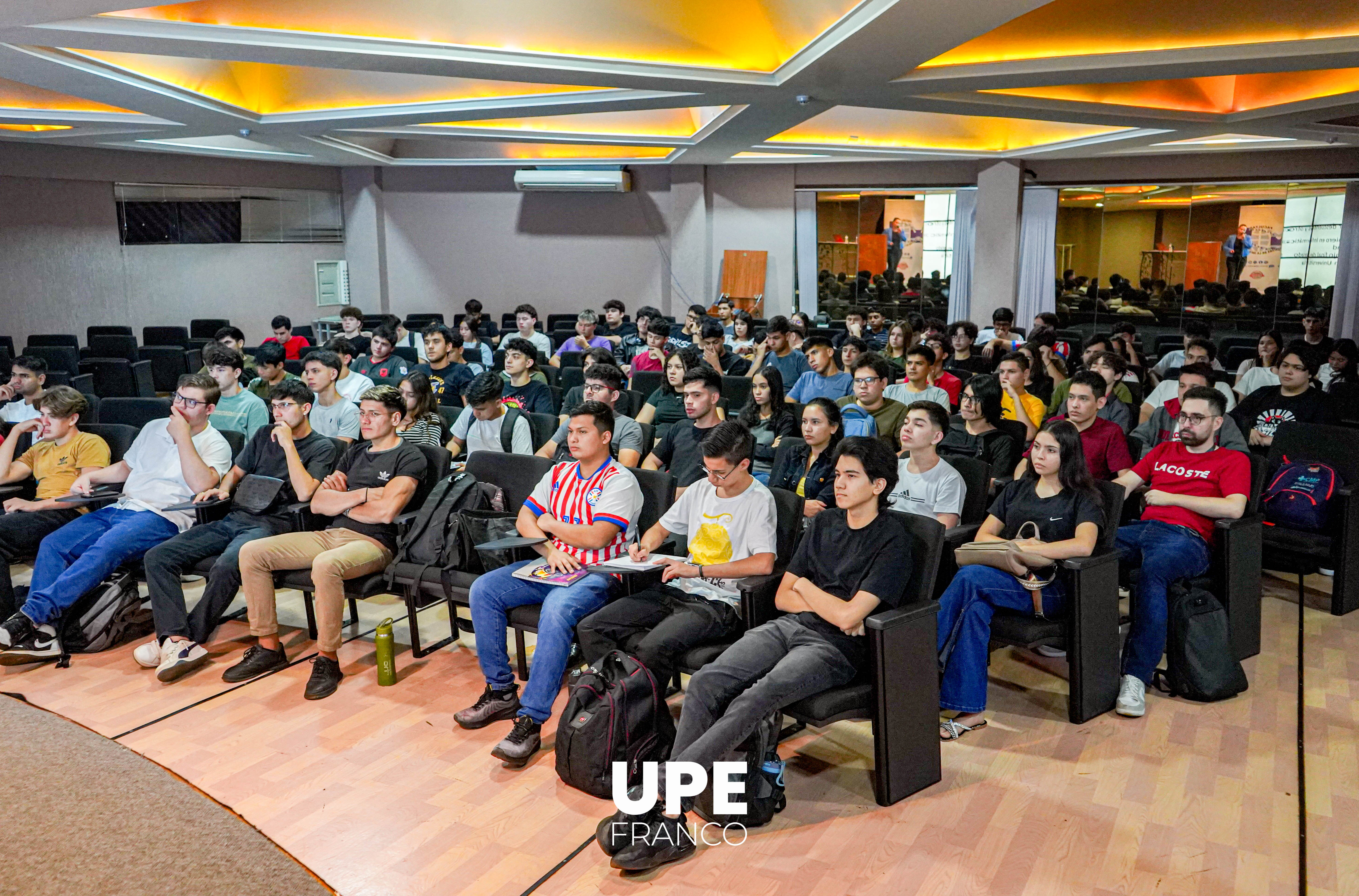 Jornada de Inducción 2025: Facultad de Ciencias de la Informática