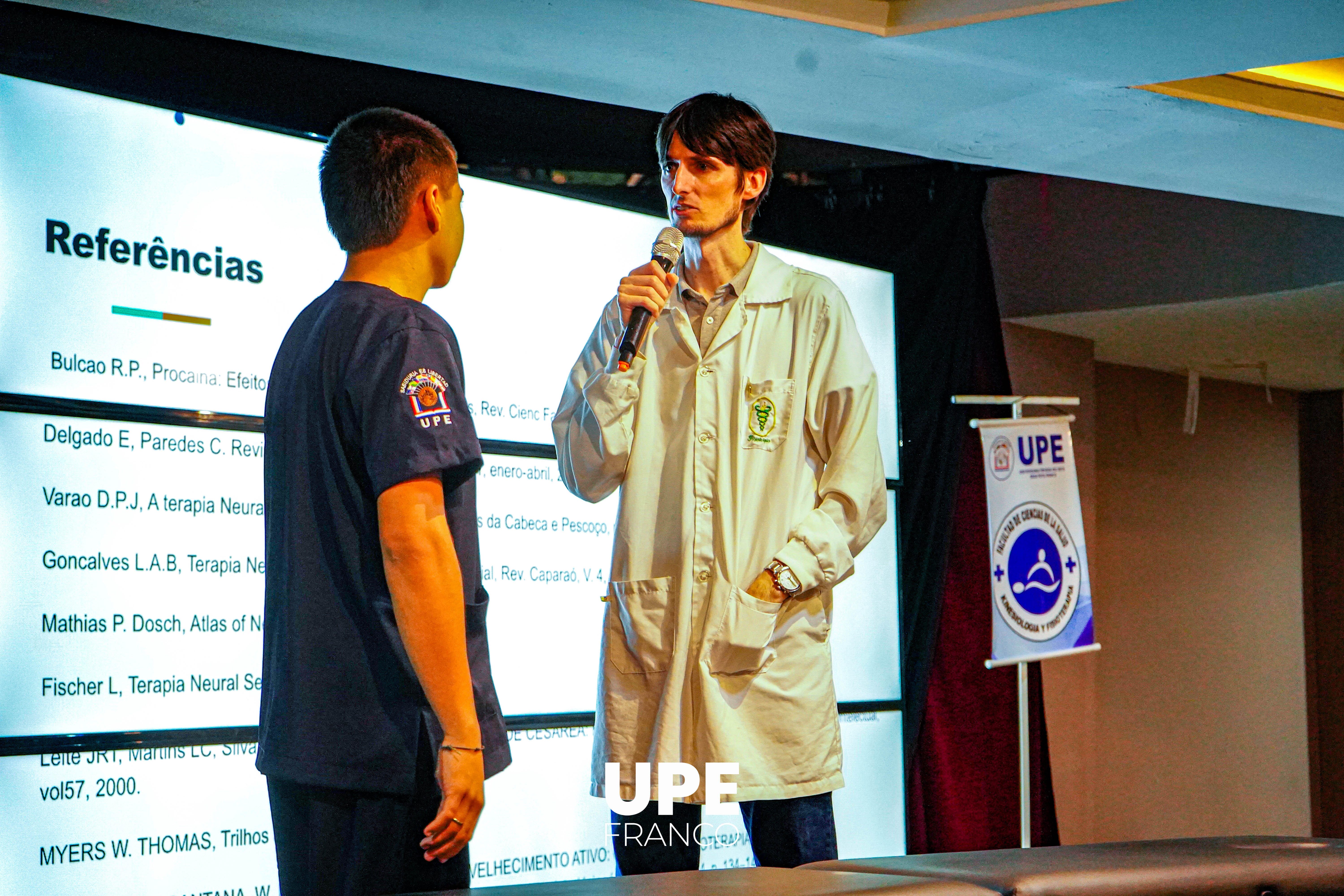 Taller de Fisioterapia Integrativa reúne a estudiantes y profesionales en UPE FRANCO