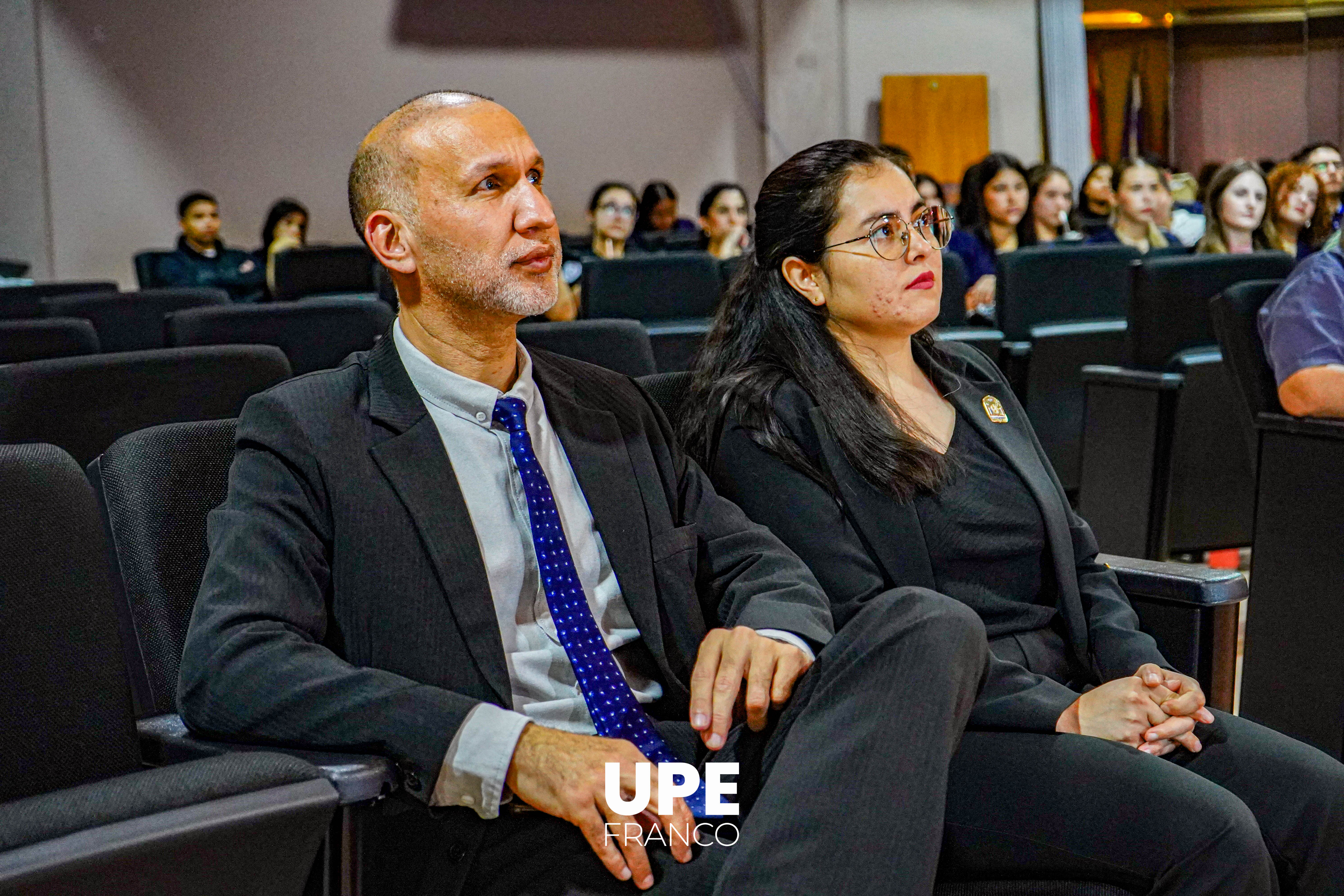 Taller de Fisioterapia Integrativa reúne a estudiantes y profesionales en UPE FRANCO