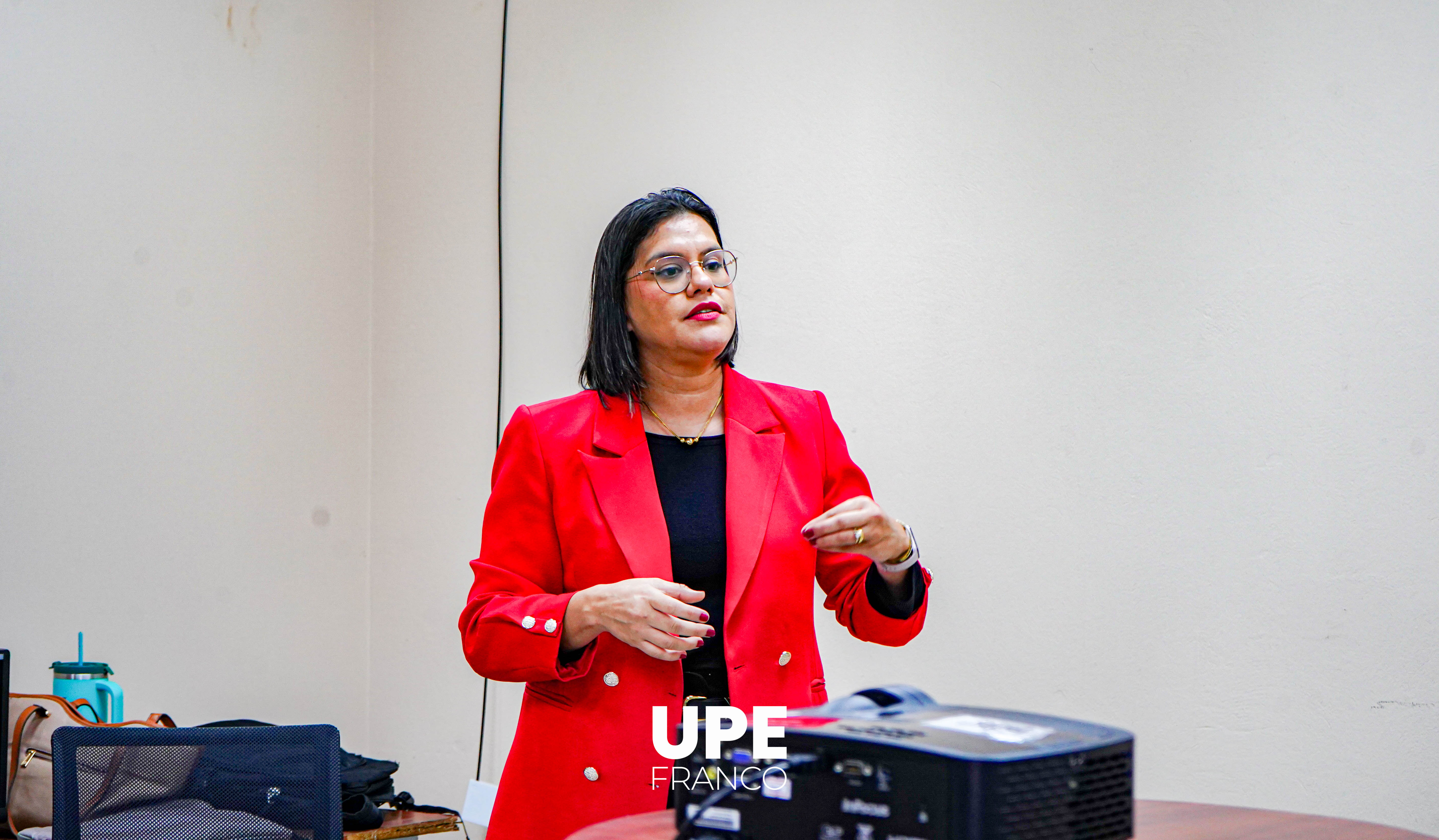 UPE FRANCO fortalece la Investigación Universitaria: Reunión de coordinación y gestión