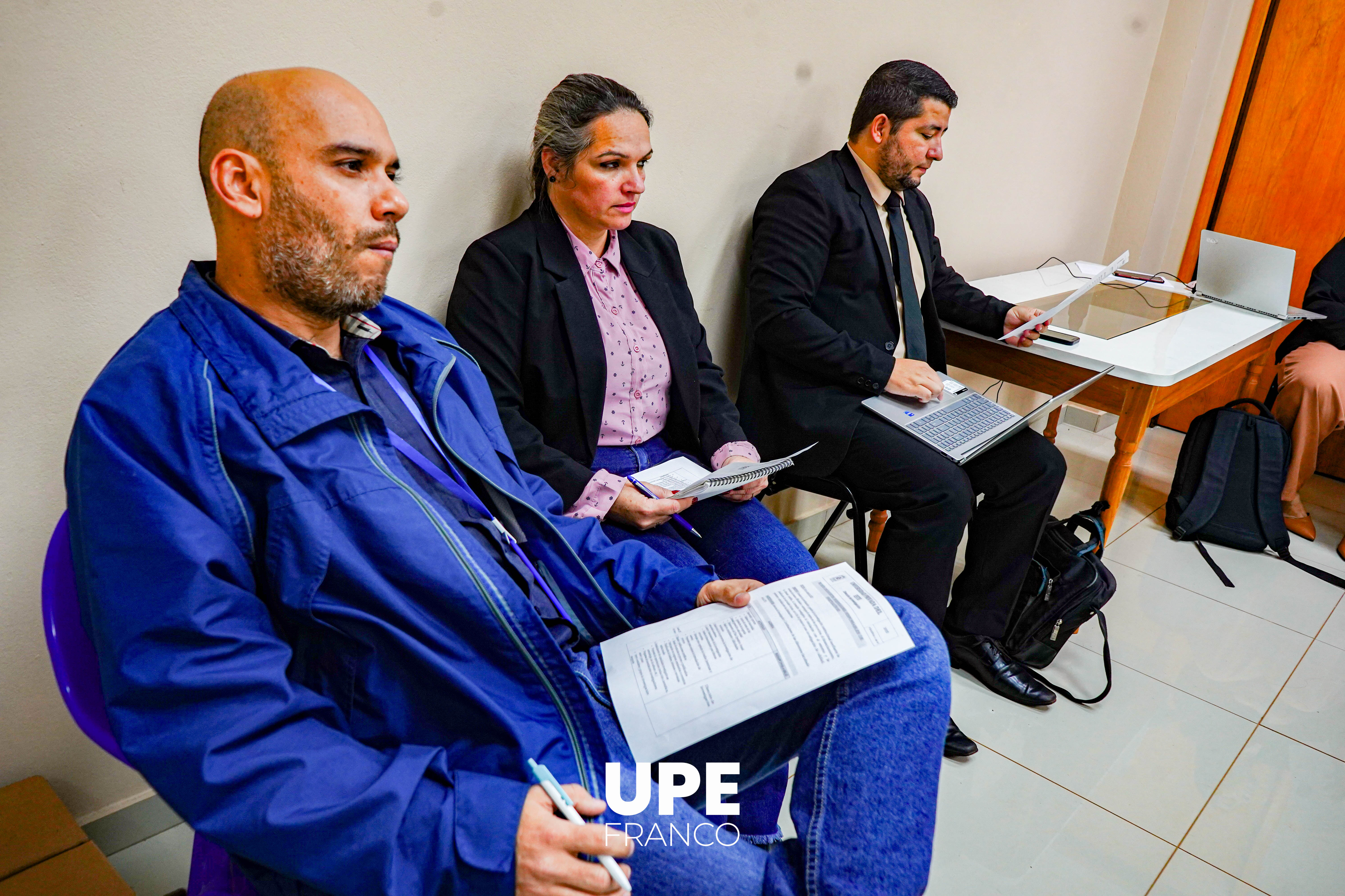 UPE FRANCO fortalece la Investigación Universitaria: Reunión de coordinación y gestión