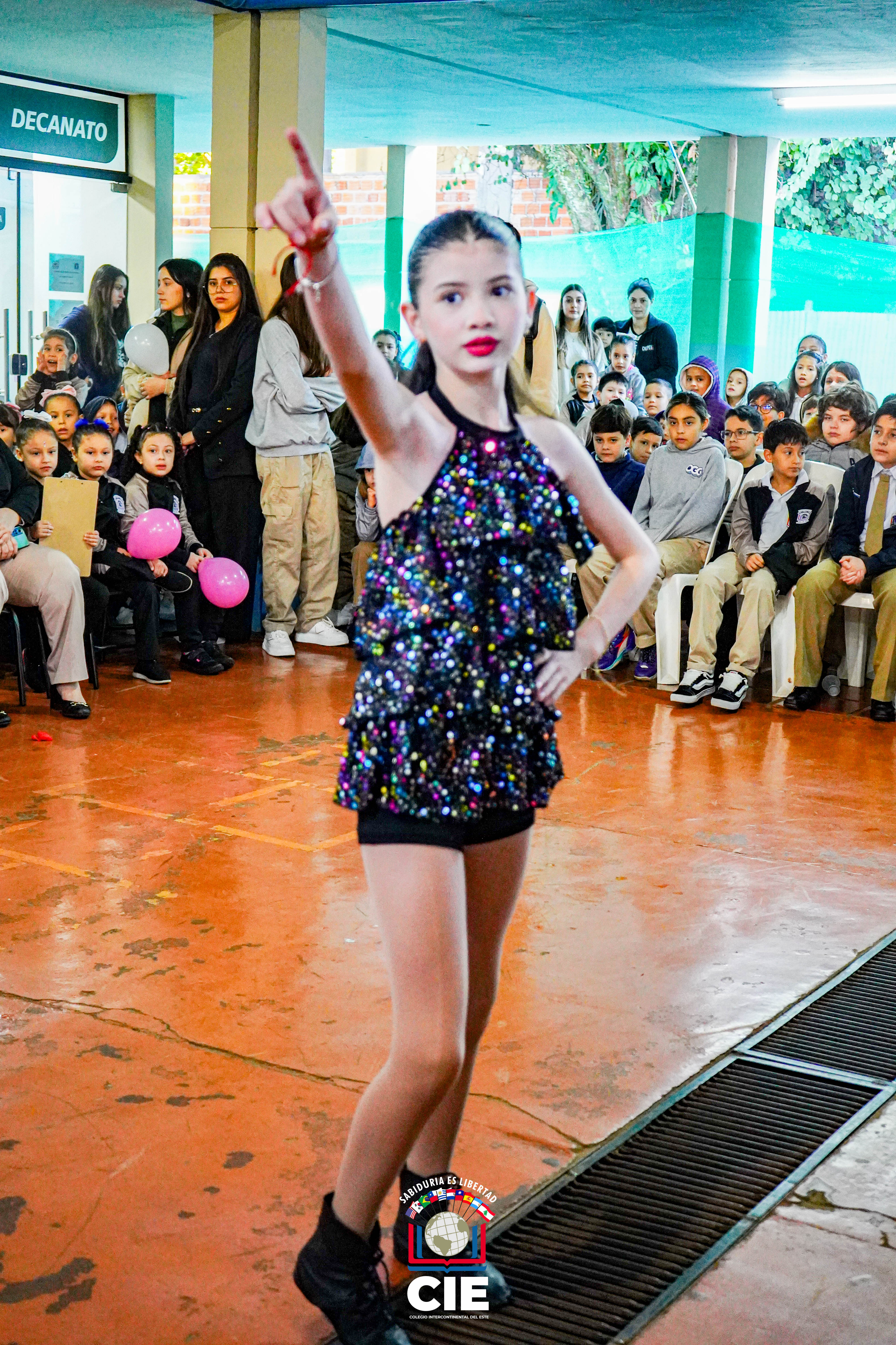 Acto de Homenaje por el Día del Maestro en el Colegio Intercontinental del Este