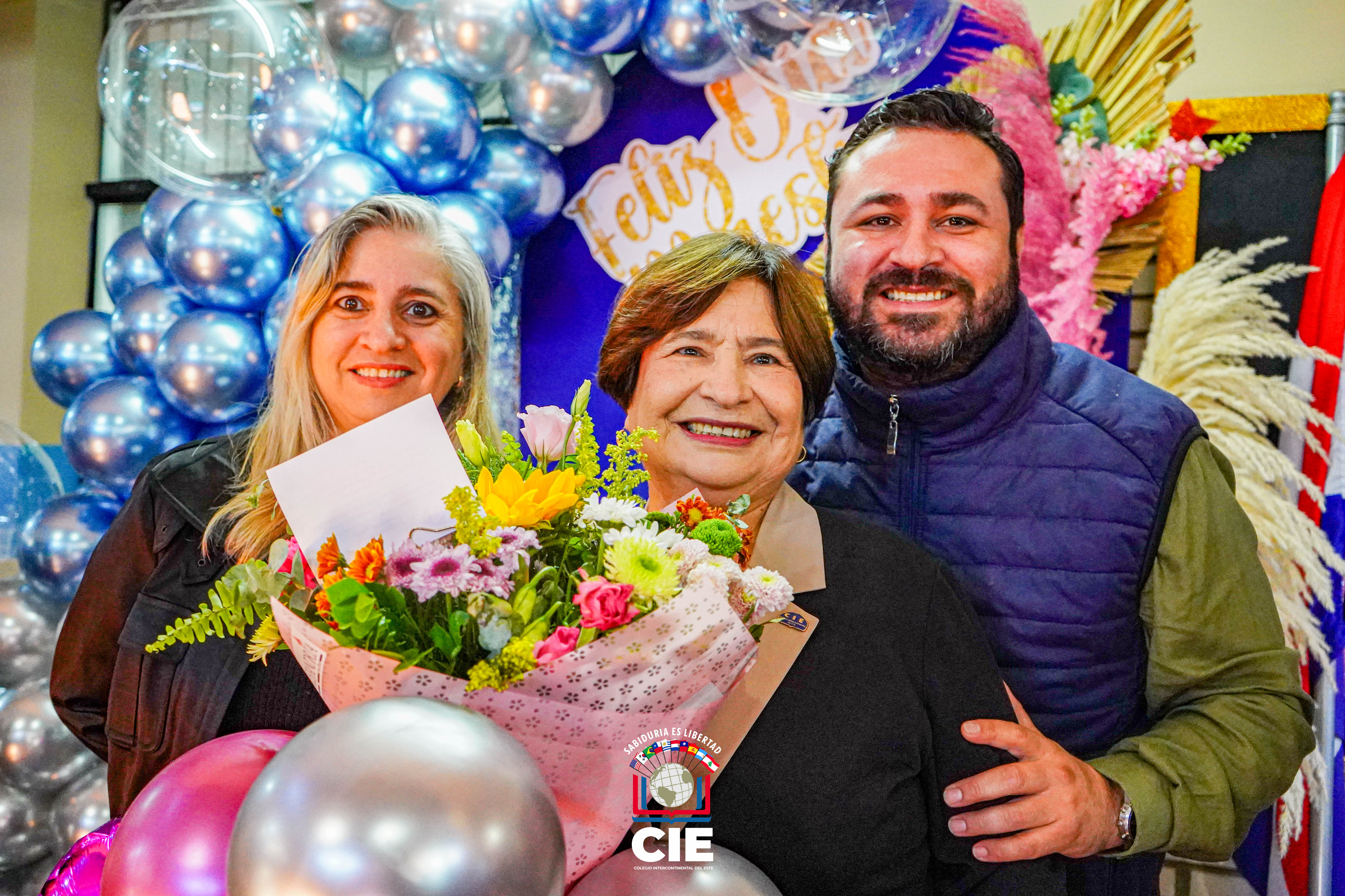 Acto de Homenaje por el Día del Maestro en el Colegio Intercontinental del Este