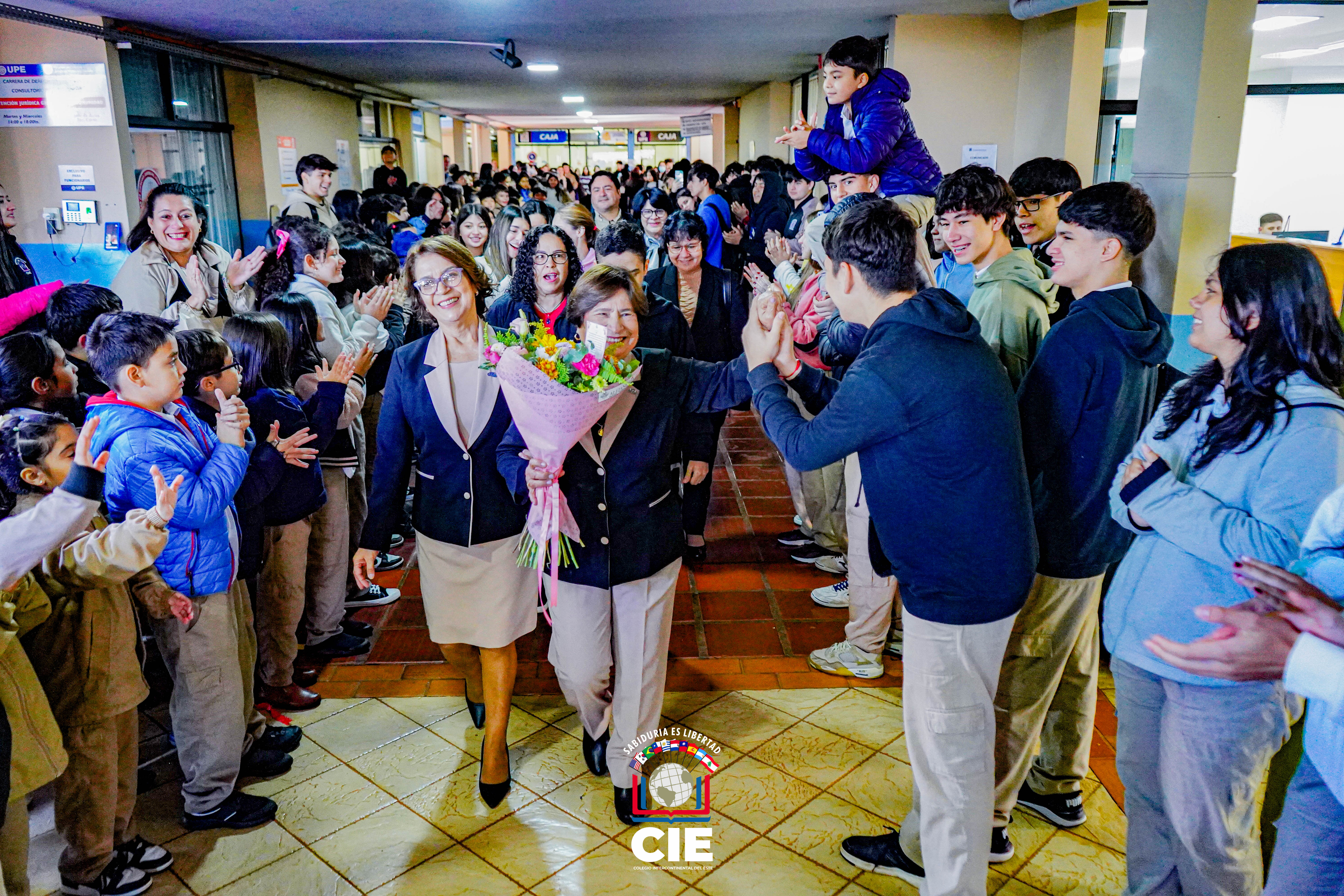 Acto de Homenaje por el Día del Maestro en el Colegio Intercontinental del Este