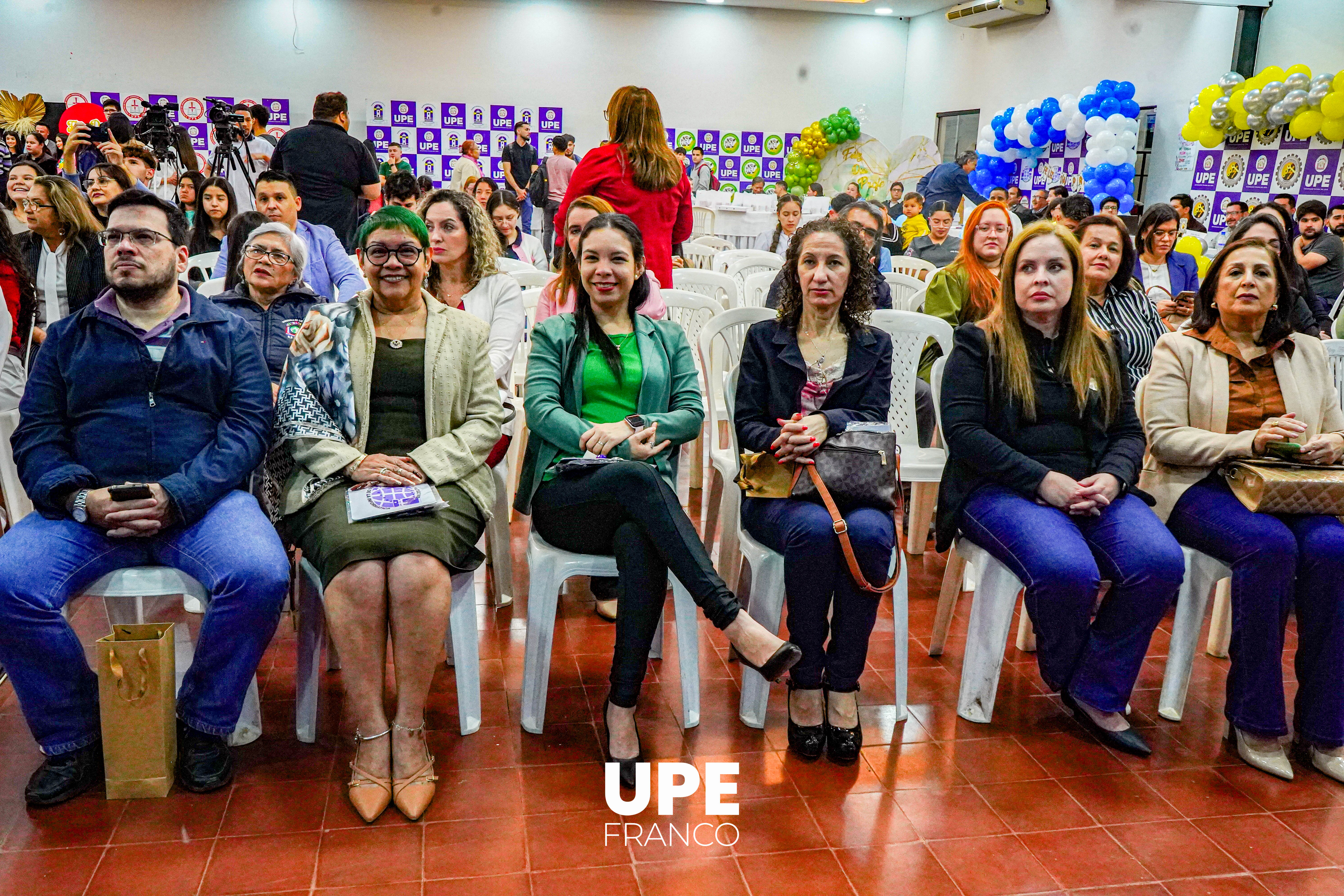 Día del Maestro: UPE Franco celebra la dedicación y entrega de sus docentes