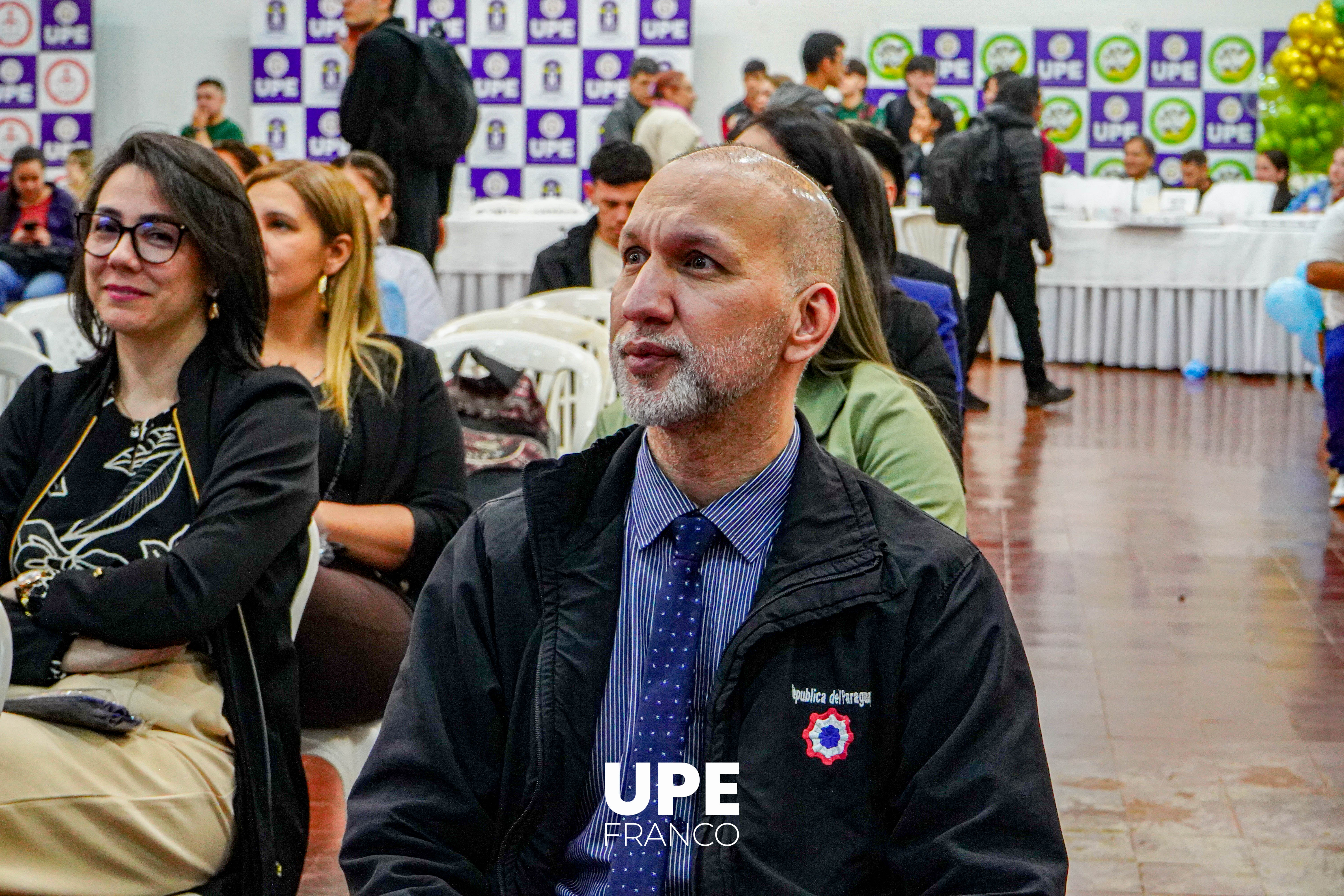 Día del Maestro: UPE Franco celebra la dedicación y entrega de sus docentes