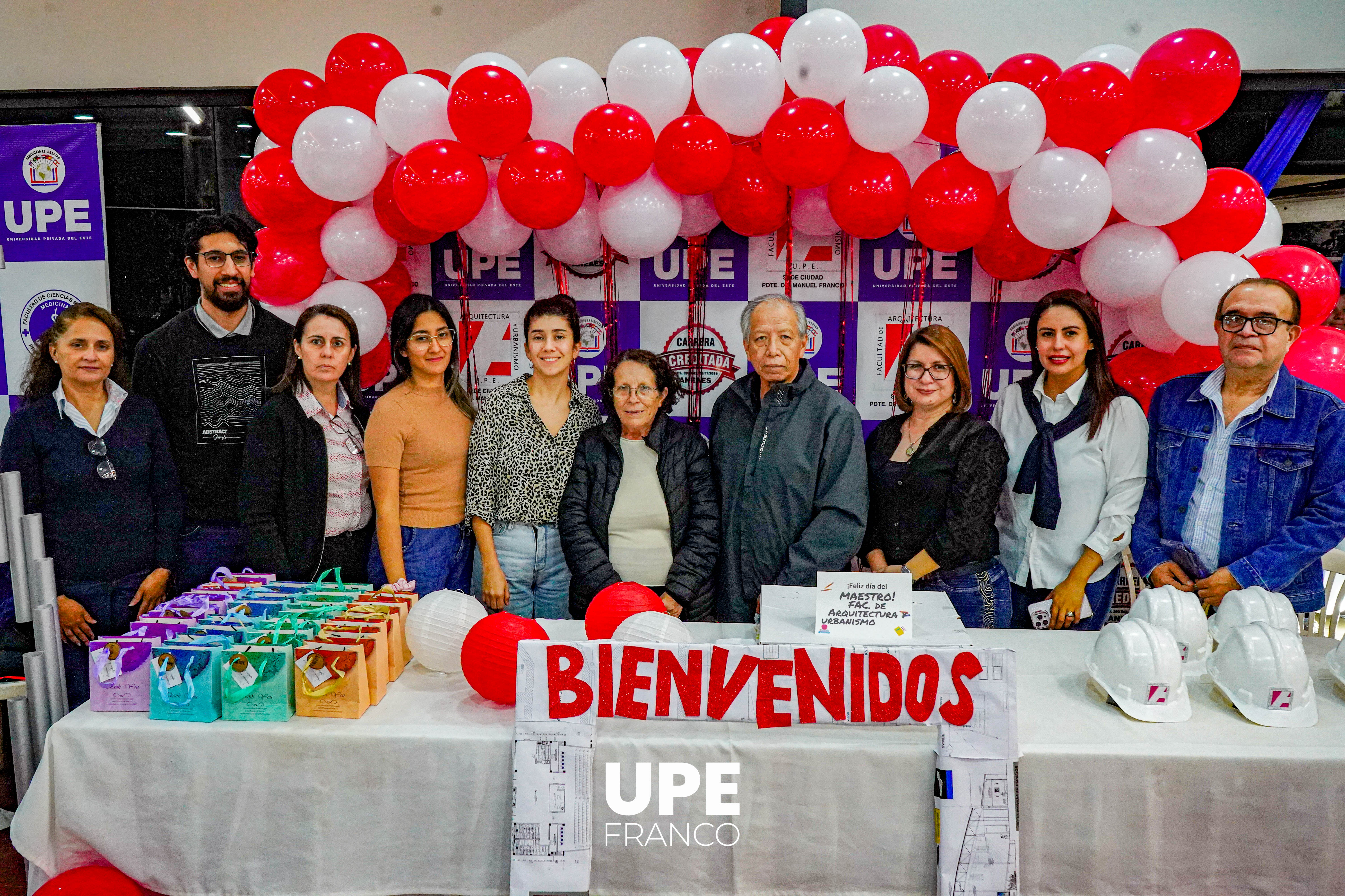 Día del Maestro: UPE Franco celebra la dedicación y entrega de sus docentes