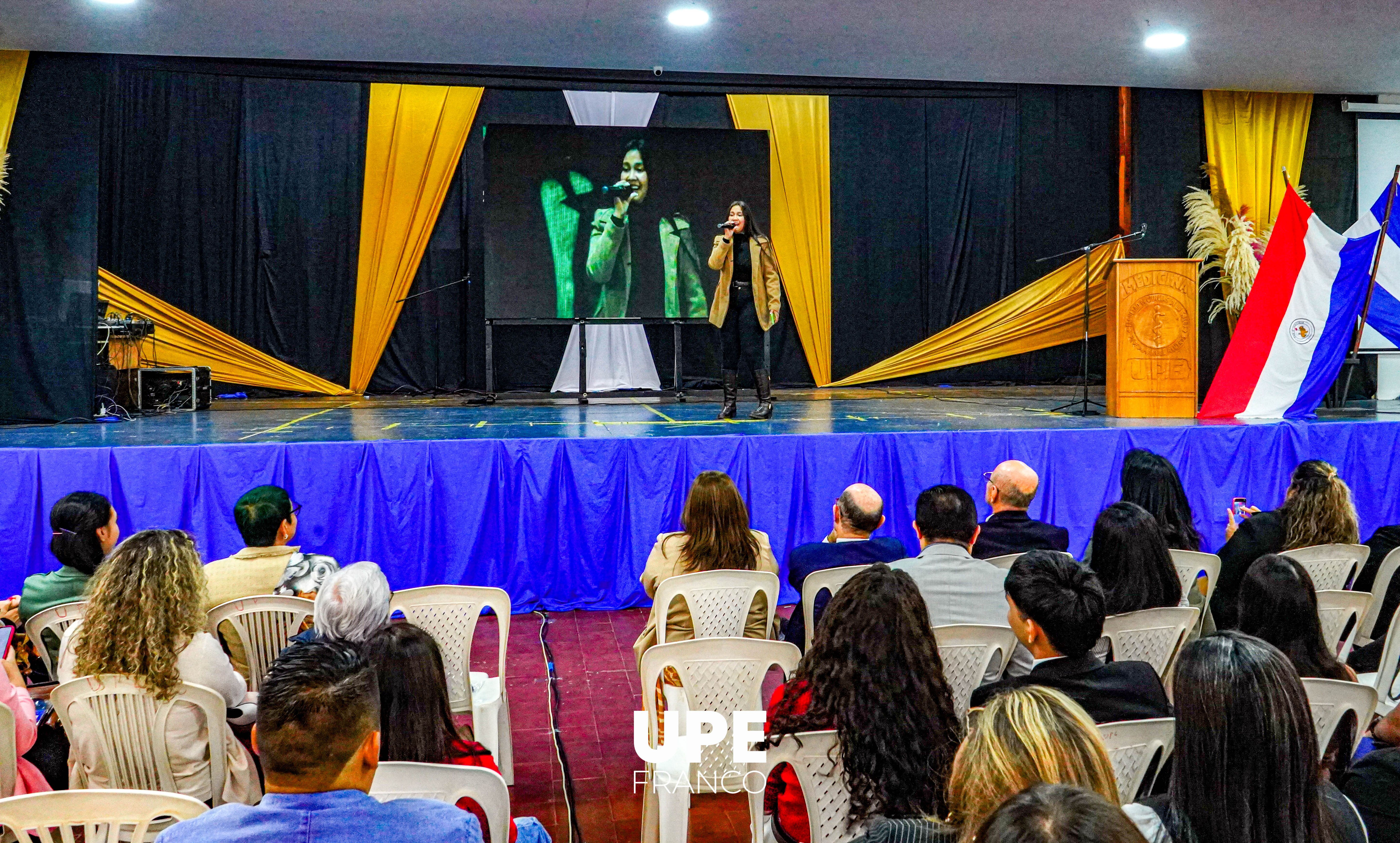 Día del Maestro: UPE Franco celebra la dedicación y entrega de sus docentes