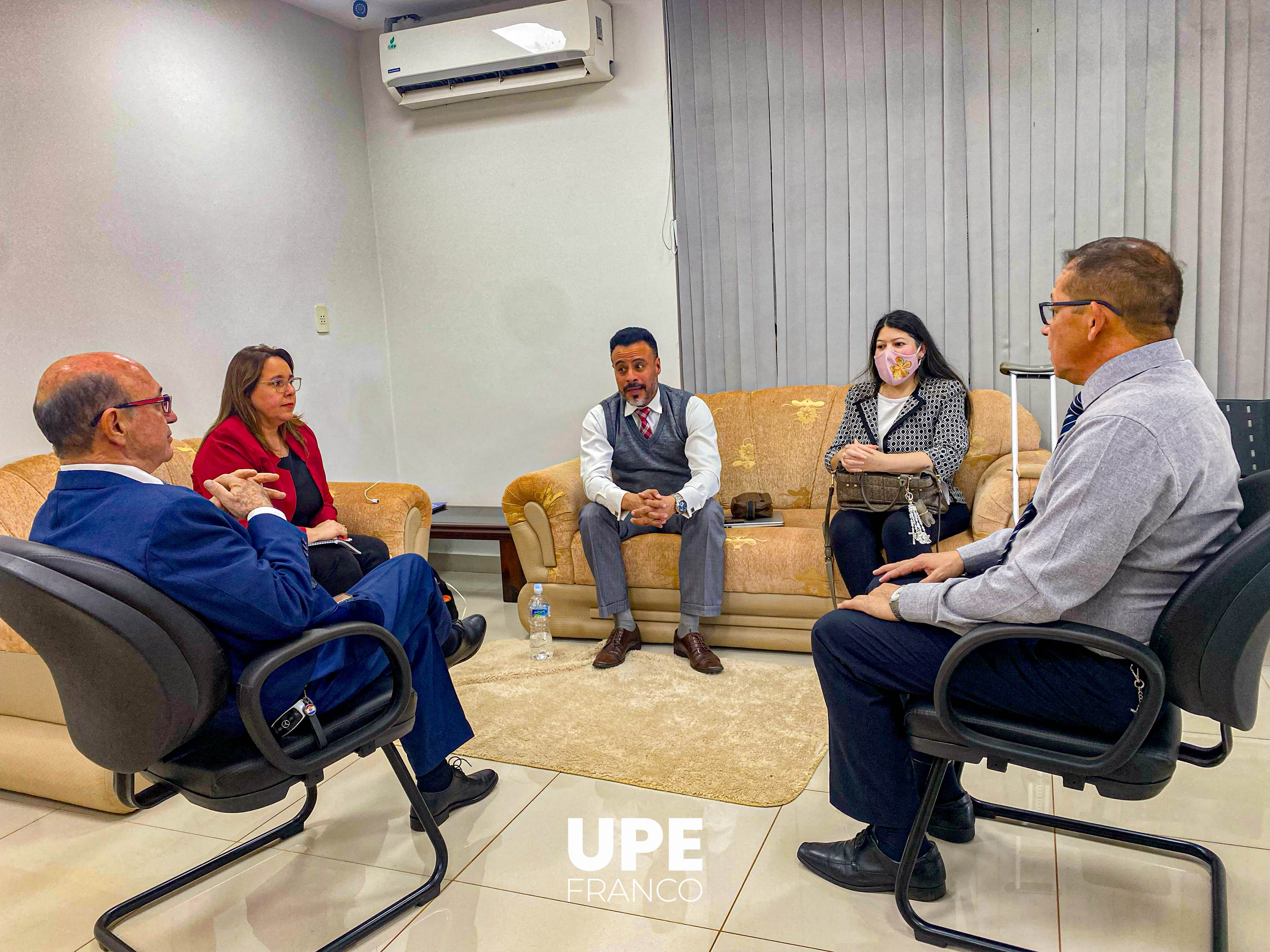 Reunión en Derecho UPE: Nuevos casos de identidad y seguimiento de expedientes