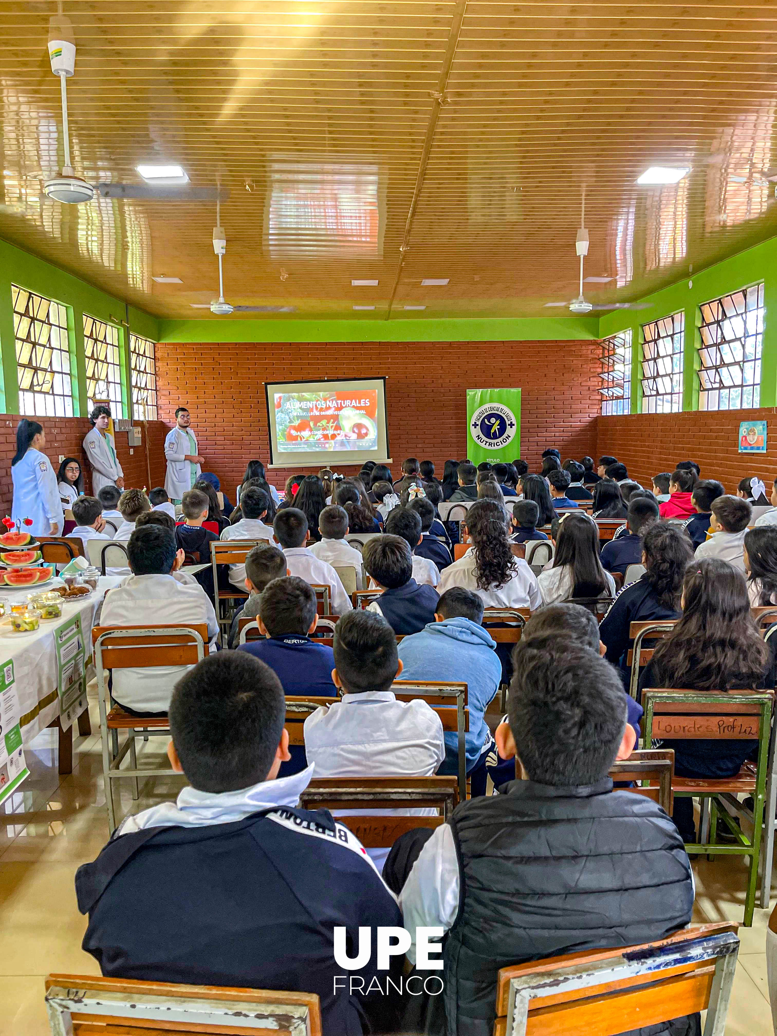 Estudiantes de Nutrición desarrollan el proyecto “Comer bien, crecer mejor” en la Escuela Dr. Moisés Bertoni