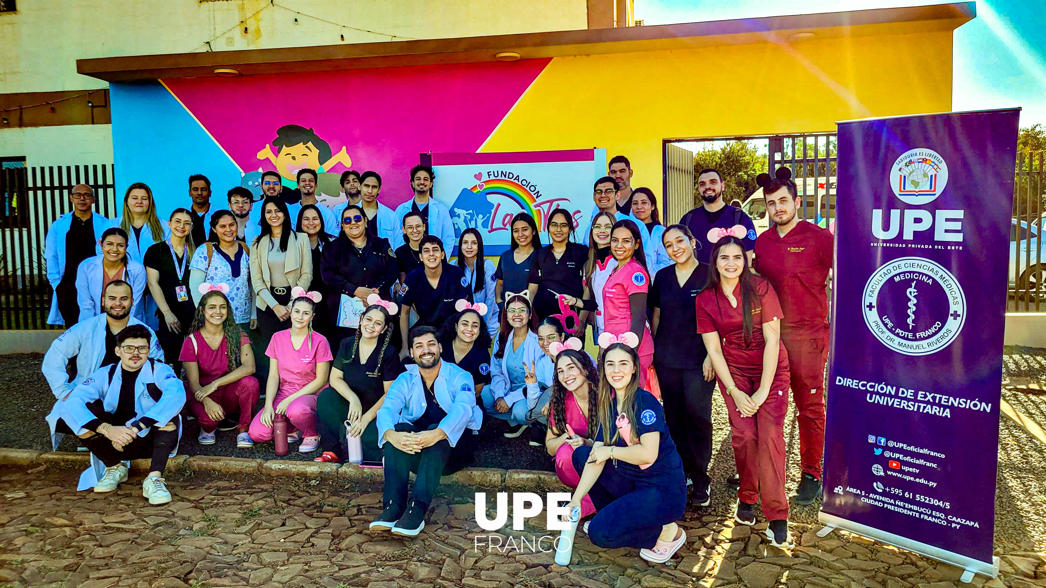 Proyecto Manos que cuidan, corazones que sanan: Extensión universitaria en la Fundación Las Tías