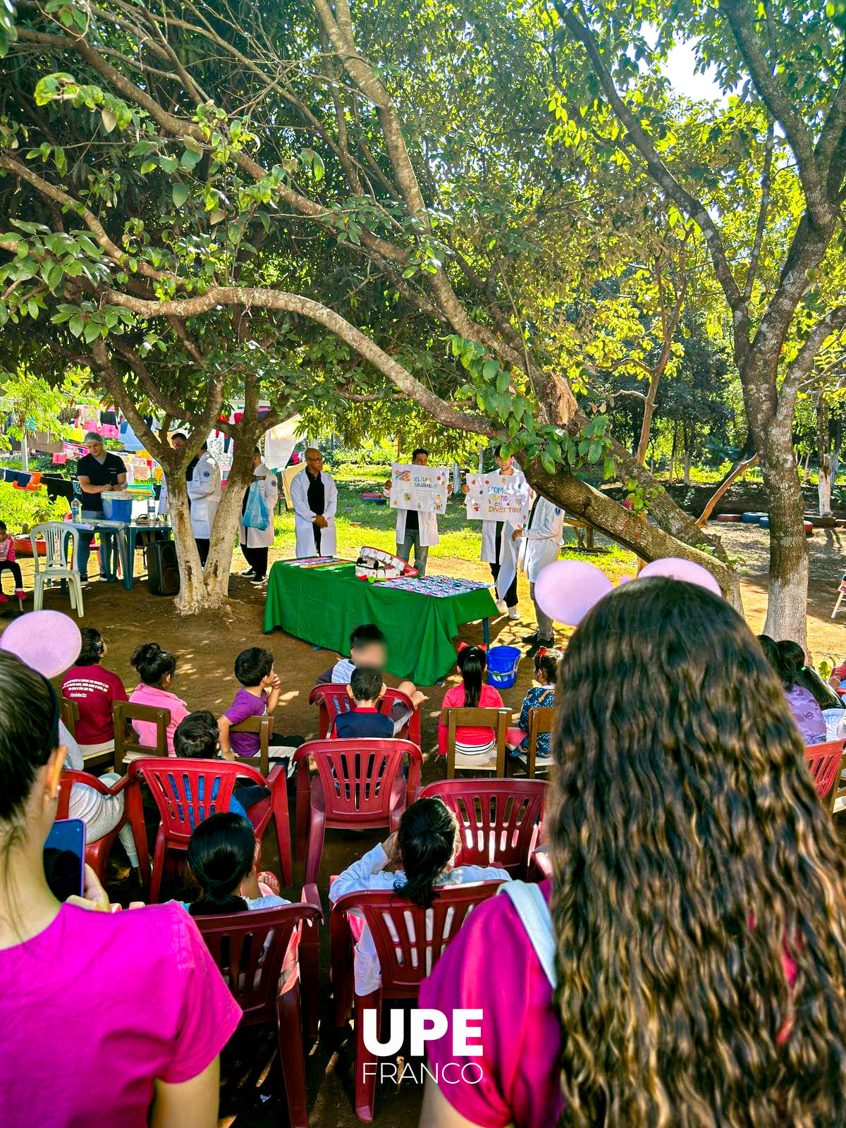 Proyecto Manos que cuidan, corazones que sanan: Extensión universitaria en la Fundación Las Tías