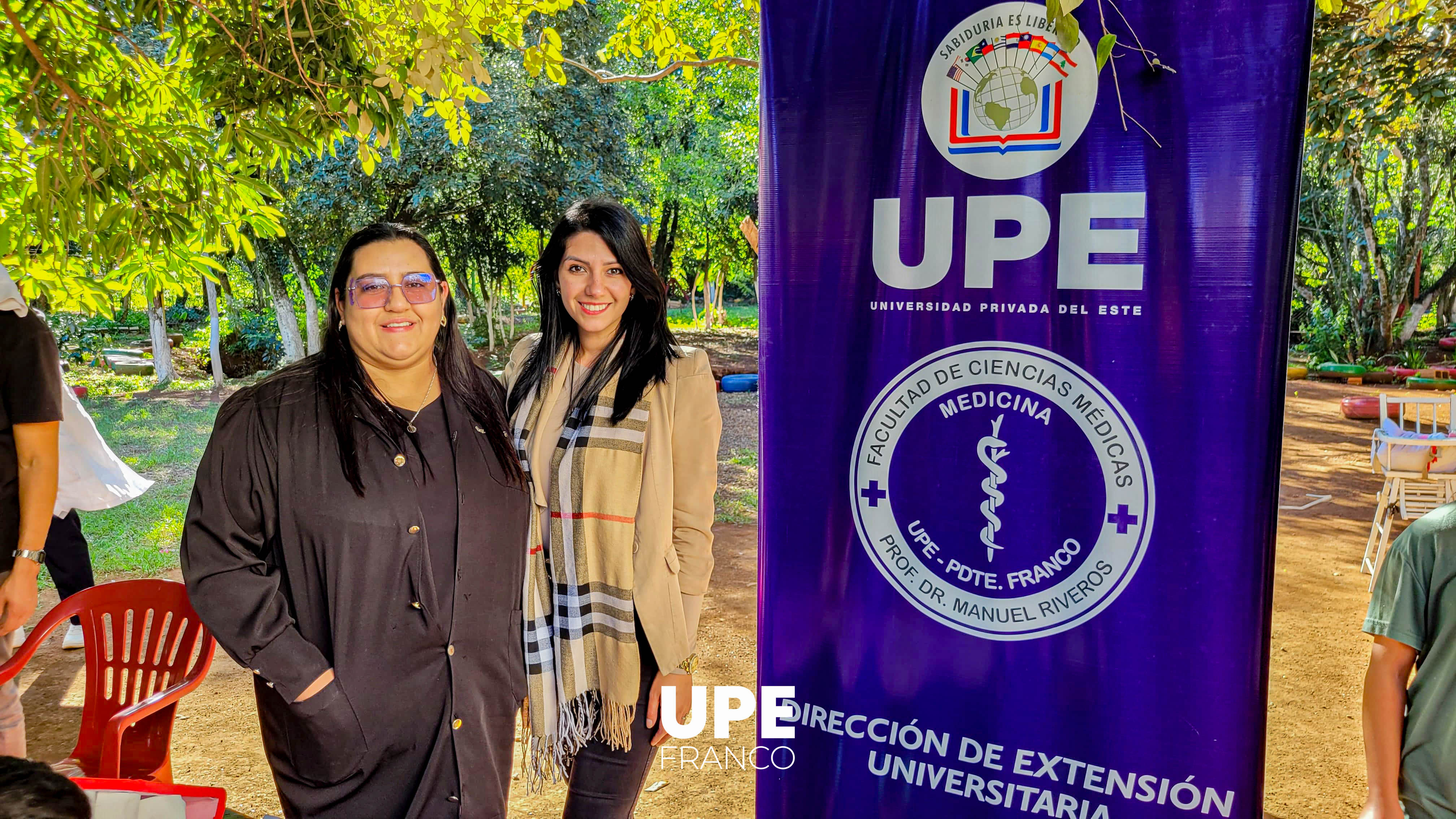 Proyecto Manos que cuidan, corazones que sanan: Extensión universitaria en la Fundación Las Tías