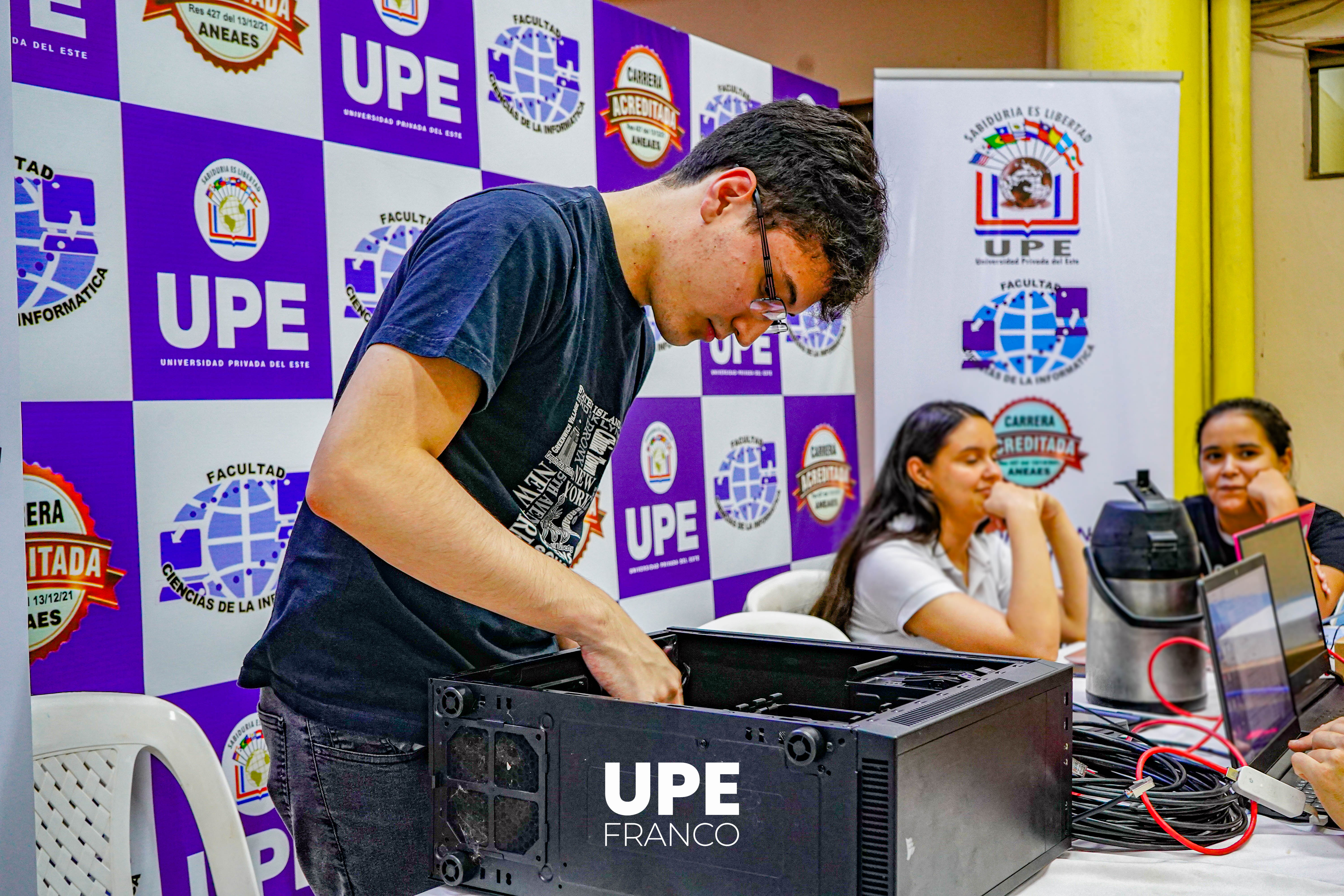 Consultoría Informática Gratuita en UPE Franco