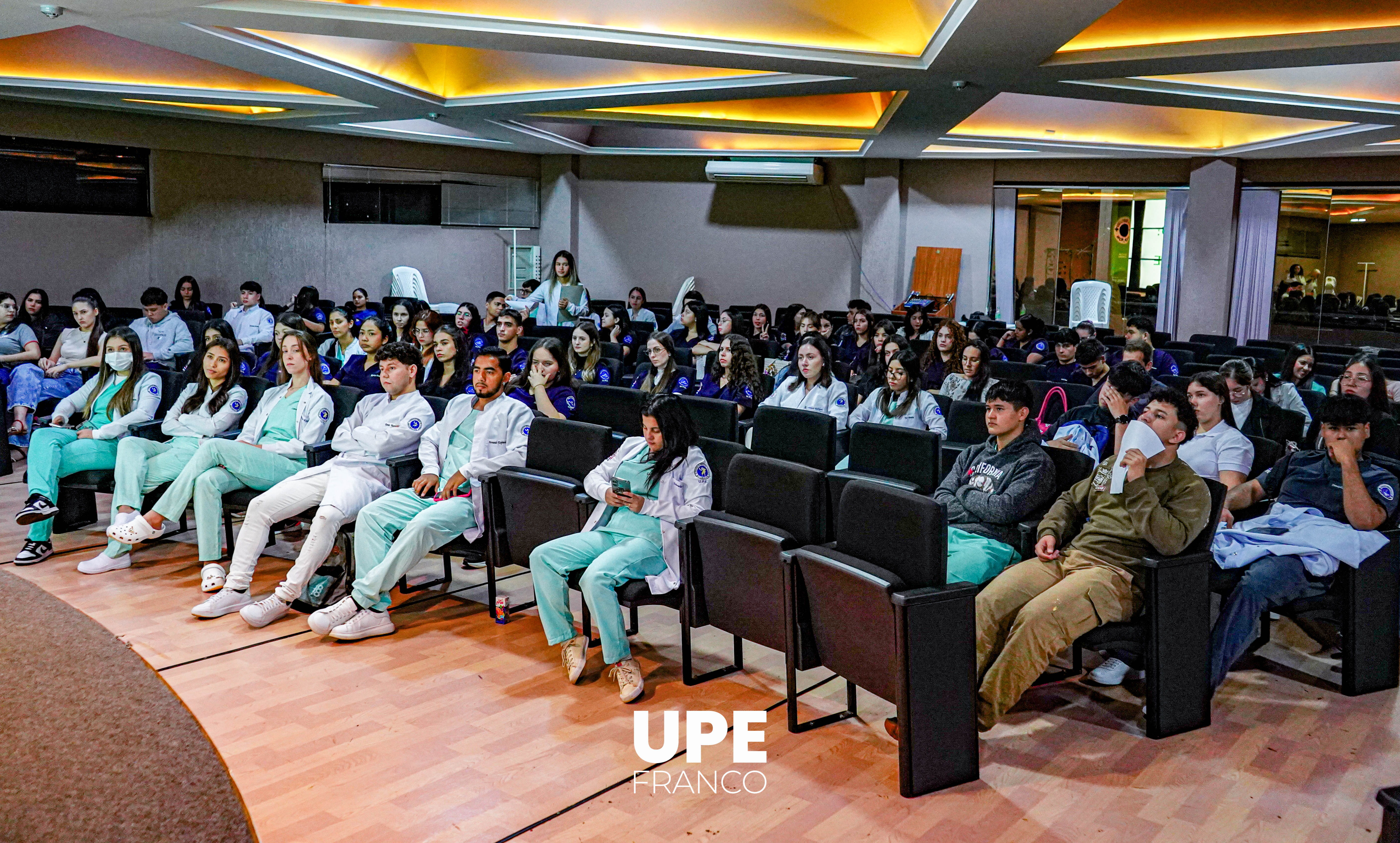 Proyecto “Más Allá del Espejo: Hacia una Imagen Corporal Saludable”