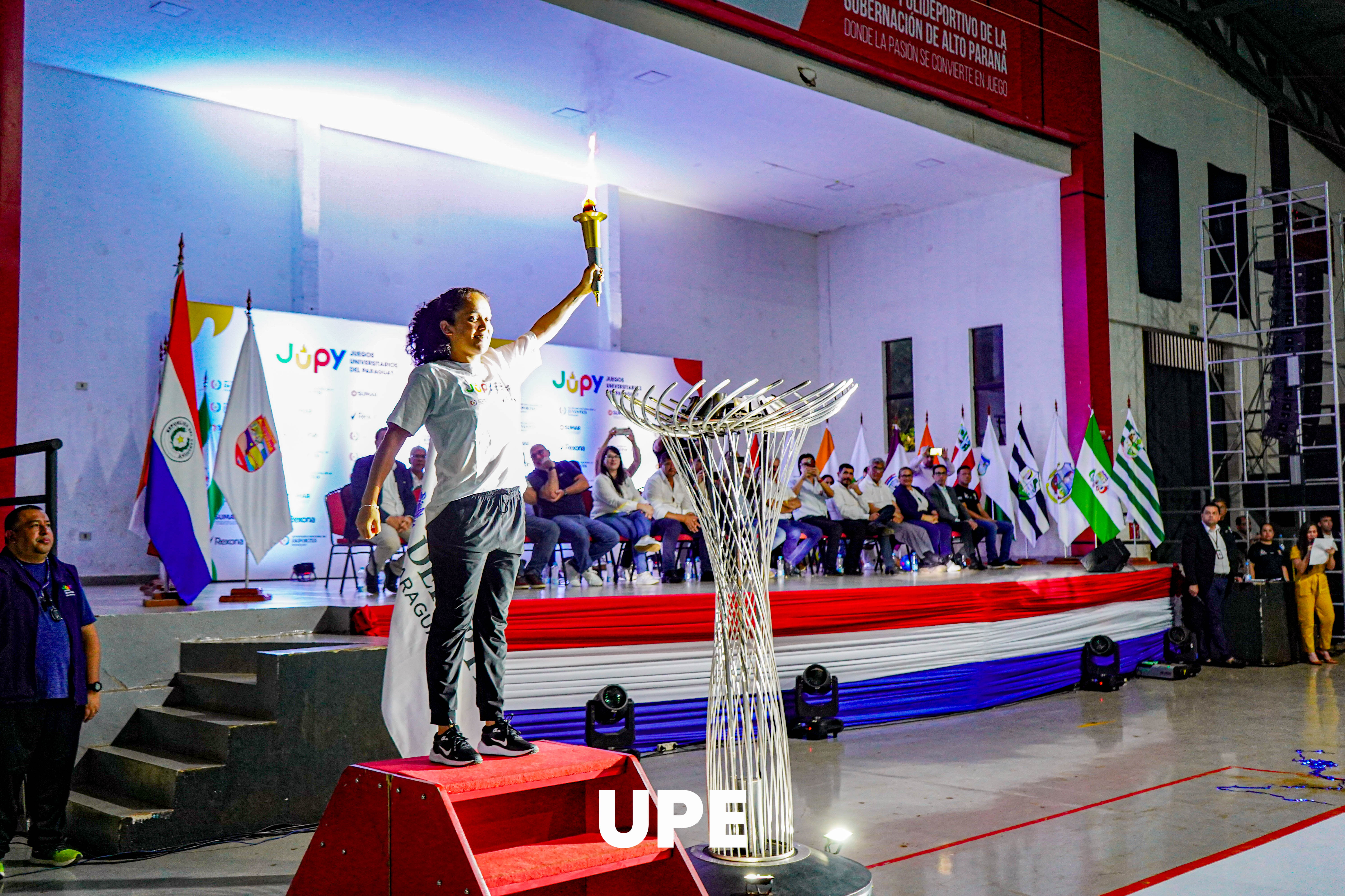 UPE presente en la inauguración de los Juegos Universitarios del Paraguay 2025