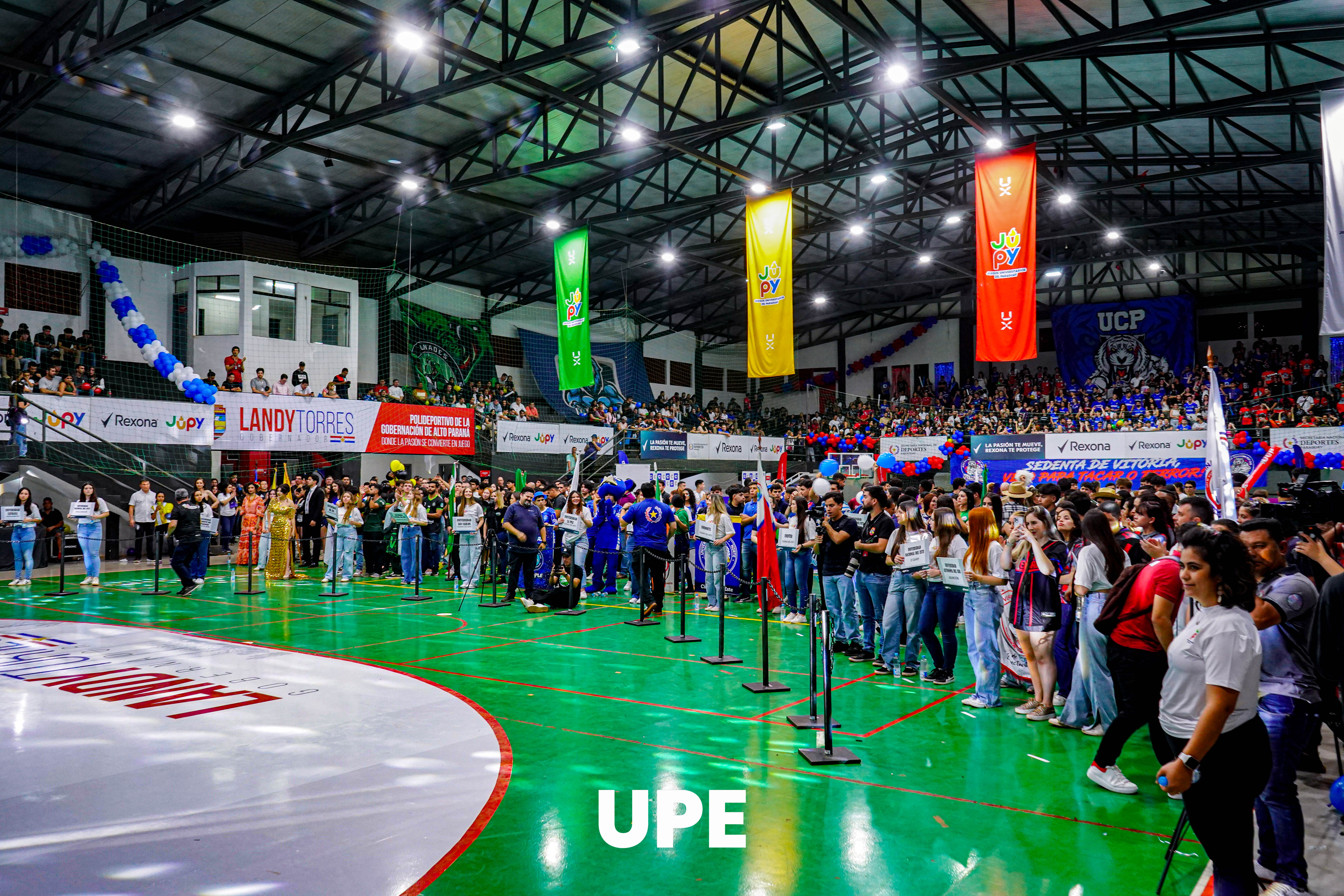 UPE presente en la inauguración de los Juegos Universitarios del Paraguay 2025