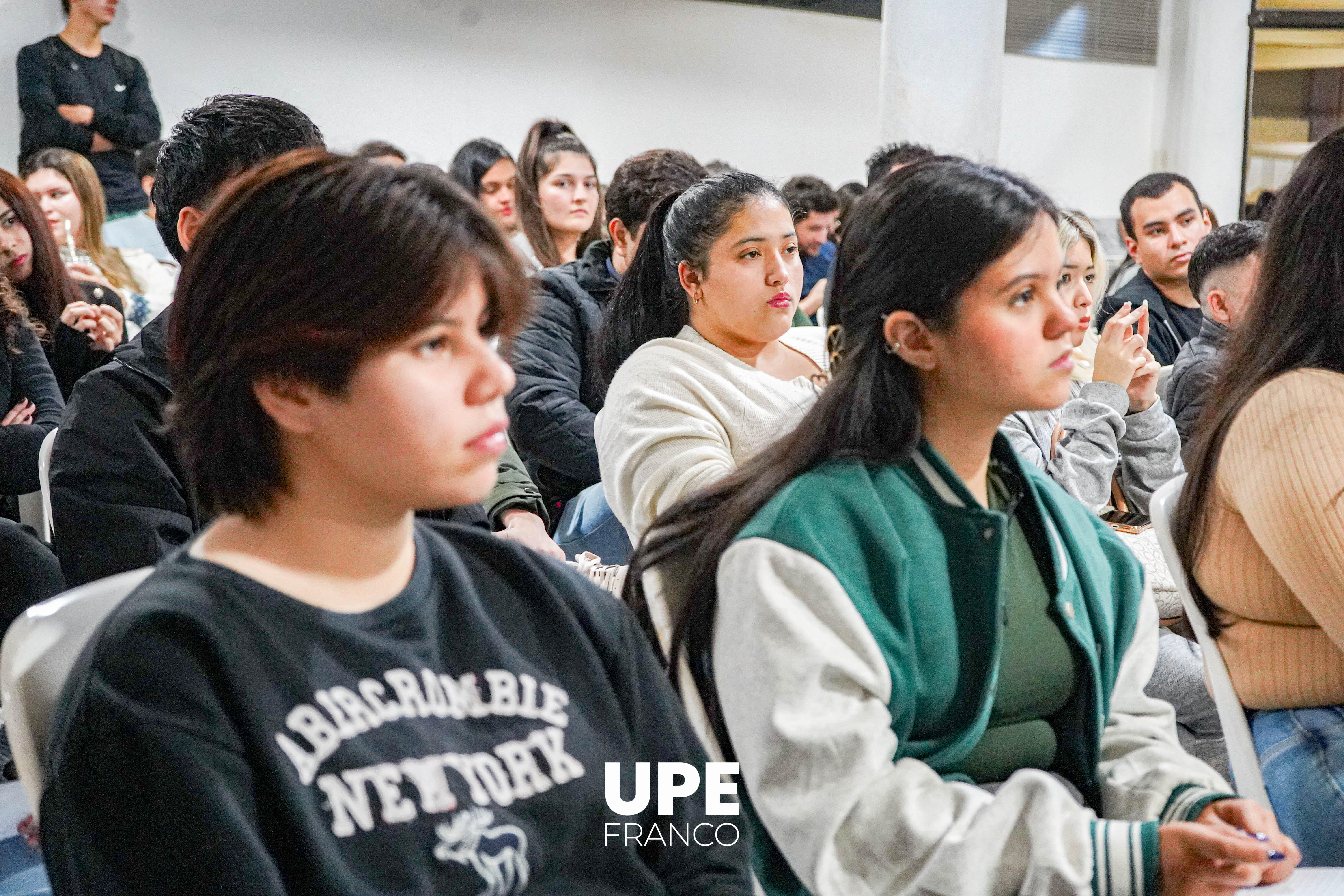 Exhibición del documental “Una vida en nuestro planeta” promueve reflexión sobre cambio climático