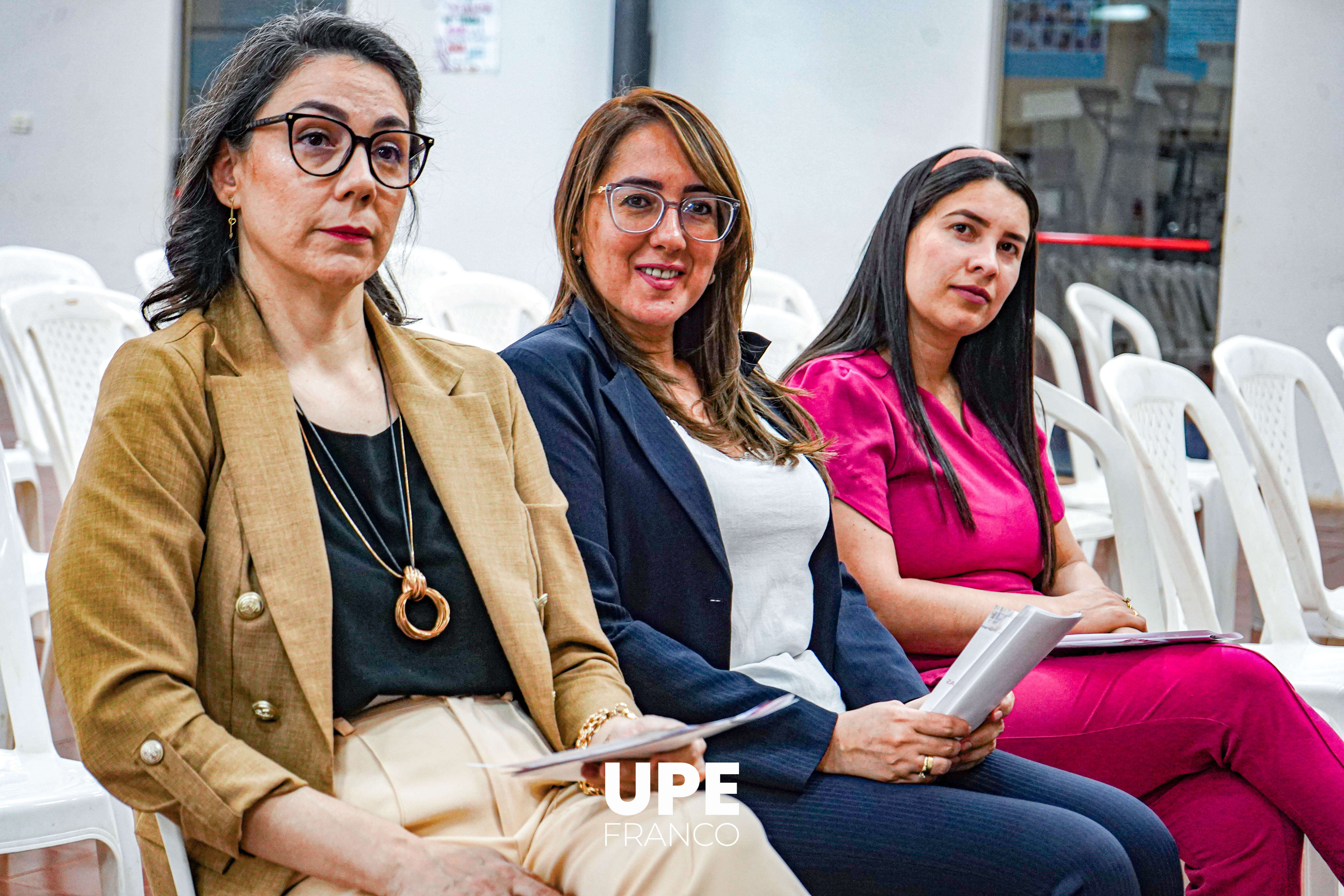 Tarde de Mujeres: Estudiantes de Nutrición informan sobre la Salud Hormonal Femenina