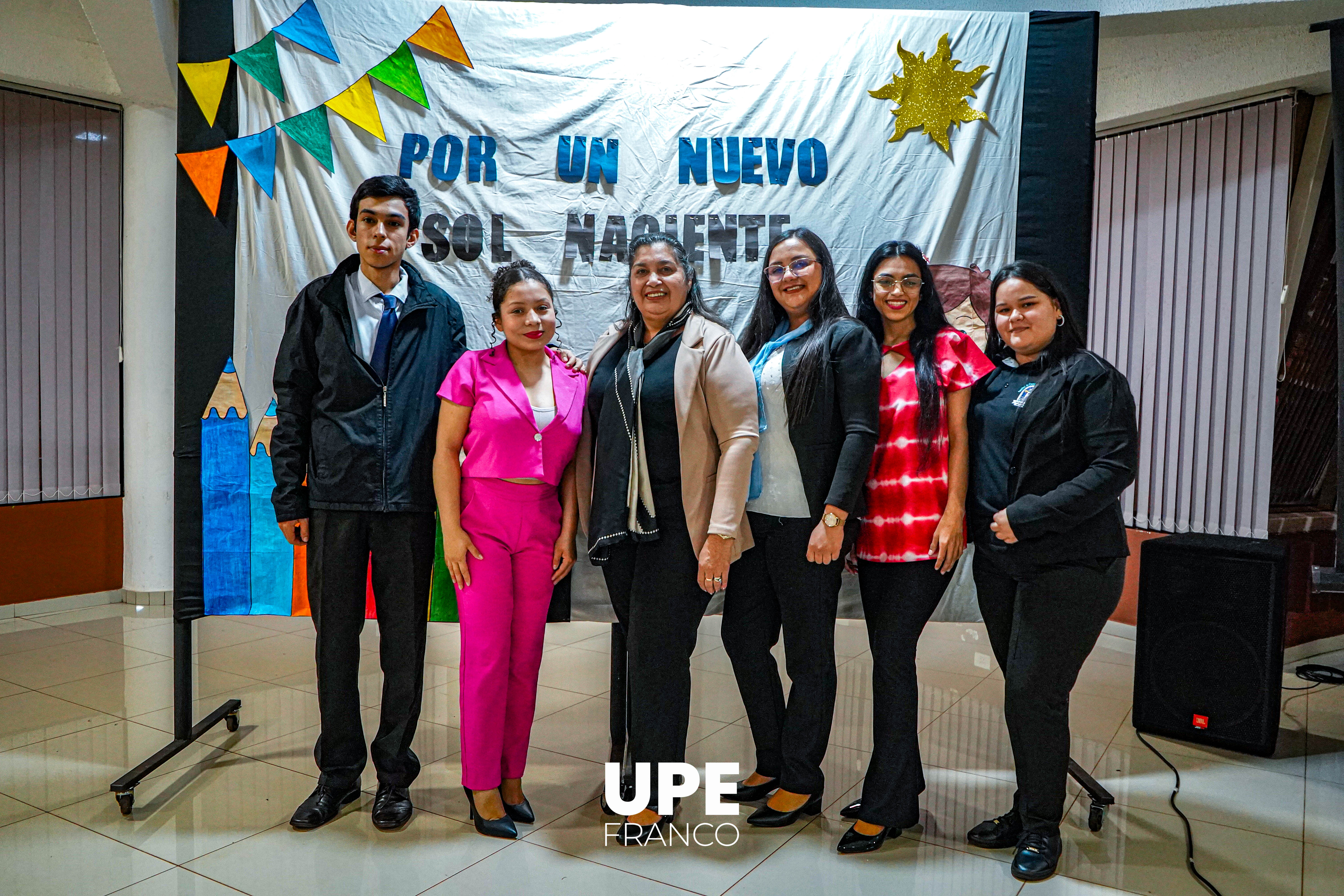 SOCIALIZACIÓN DE EXPERIENCIAS: Diseño de un Proyecto Educativo Institucional para la Optimización de la Gestión y la Calidad Académica
