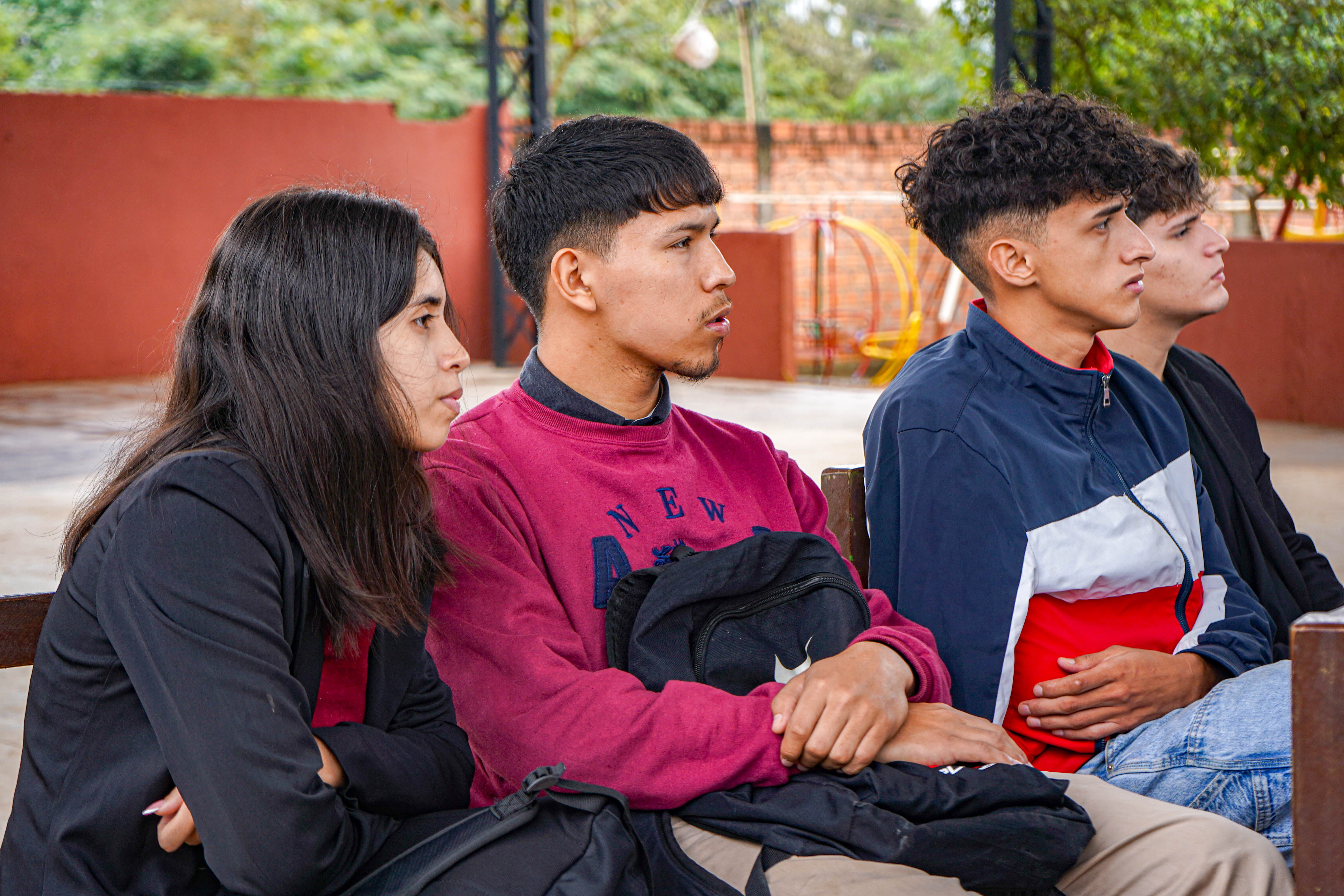 Conociendo la discapacidad visual: Estudiantes de Ciencias de la Educación visitan la Asociación de Ciegos del Paraguay