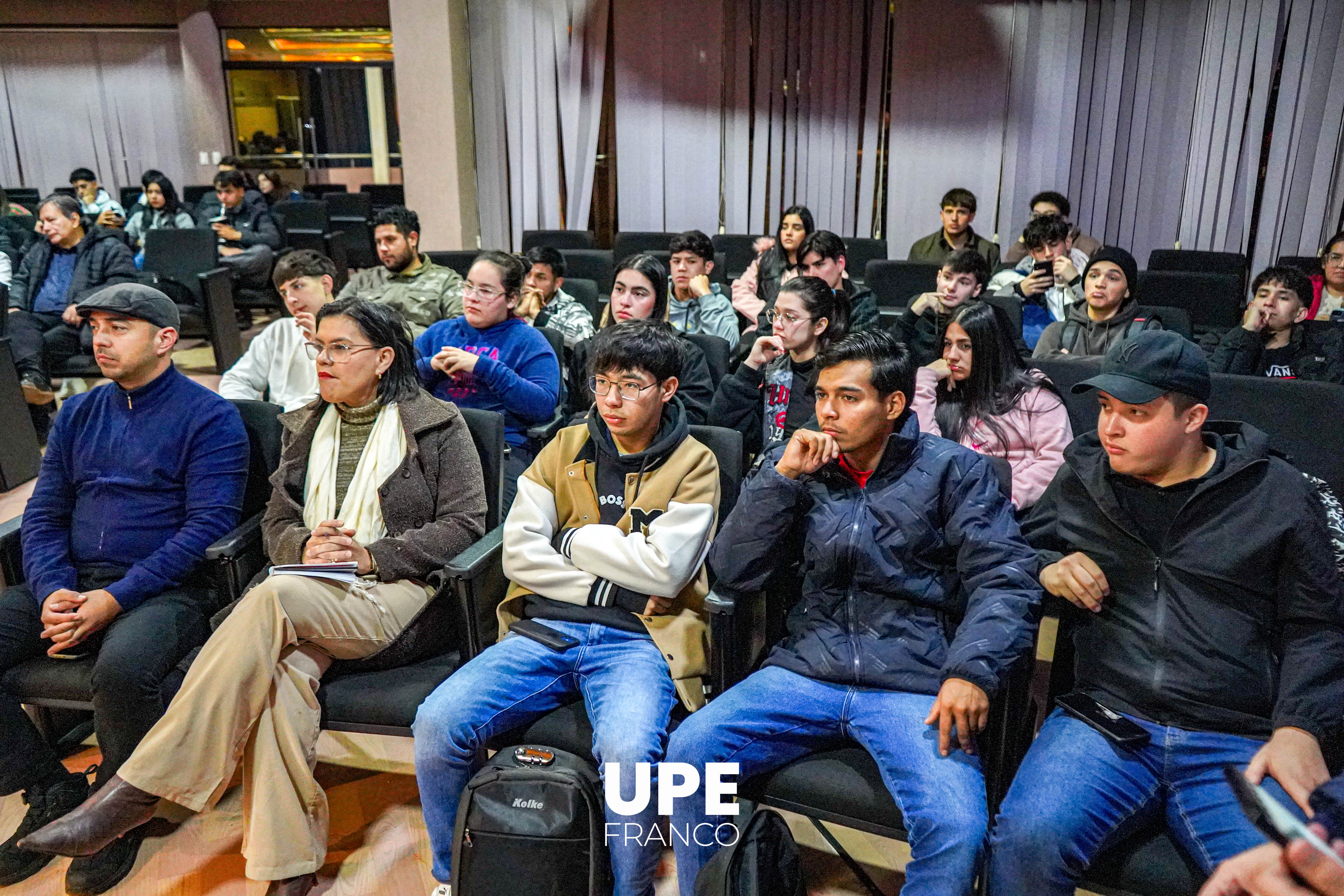 Paraguay al Espacio: UPE Franco recibió a la Agencia Espacial del Paraguay