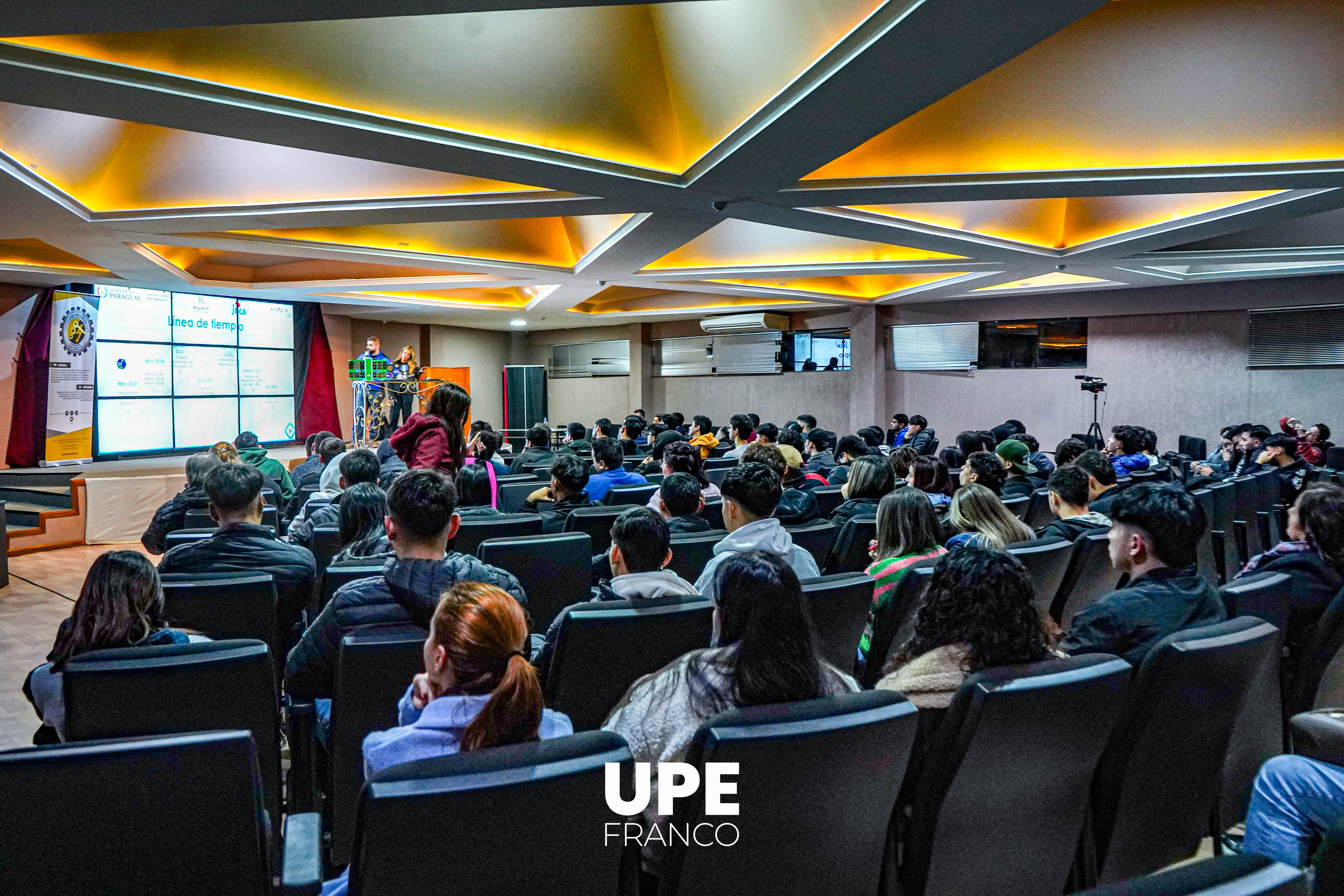 Paraguay al Espacio: UPE Franco recibió a la Agencia Espacial del Paraguay