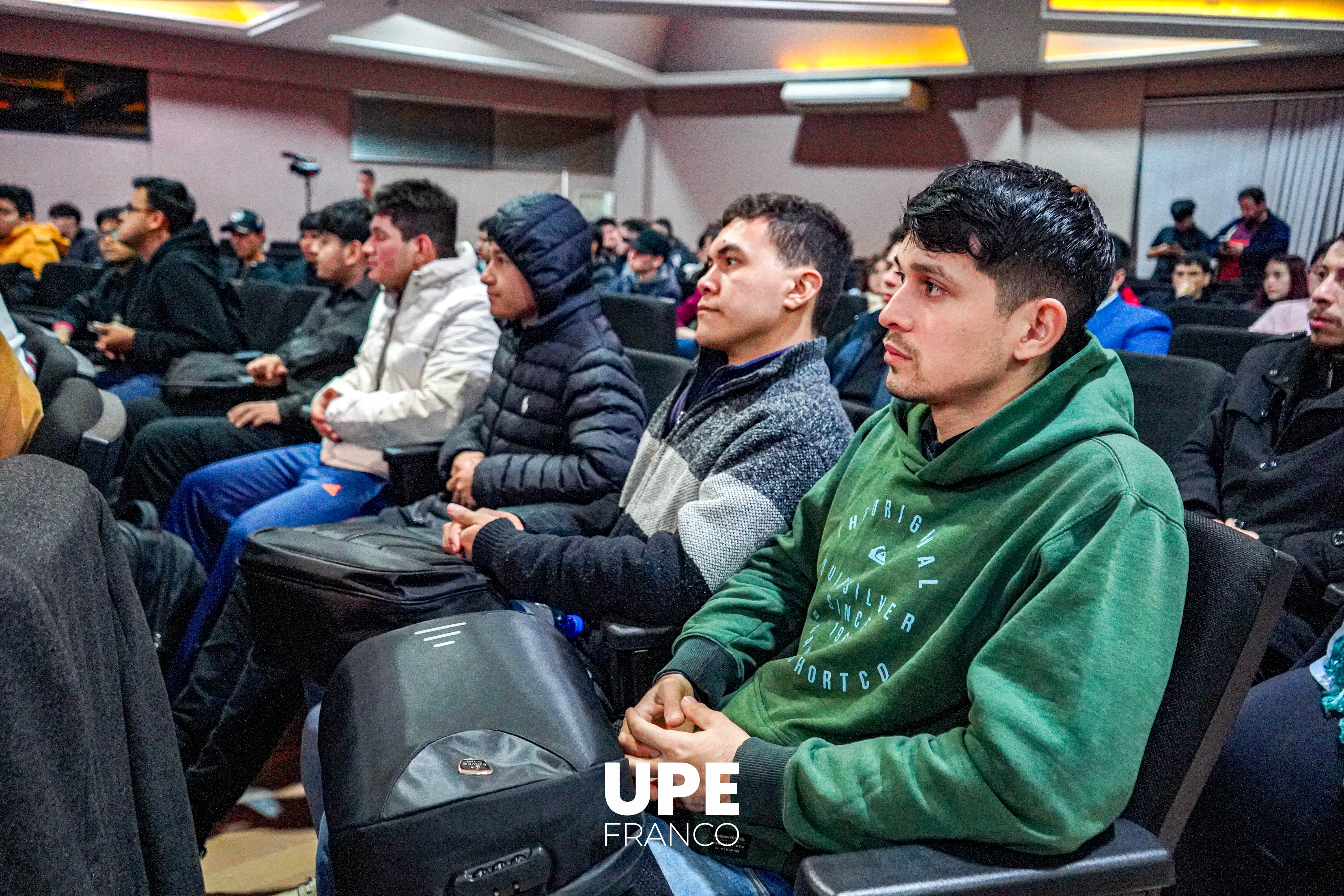 Paraguay al Espacio: UPE Franco recibió a la Agencia Espacial del Paraguay