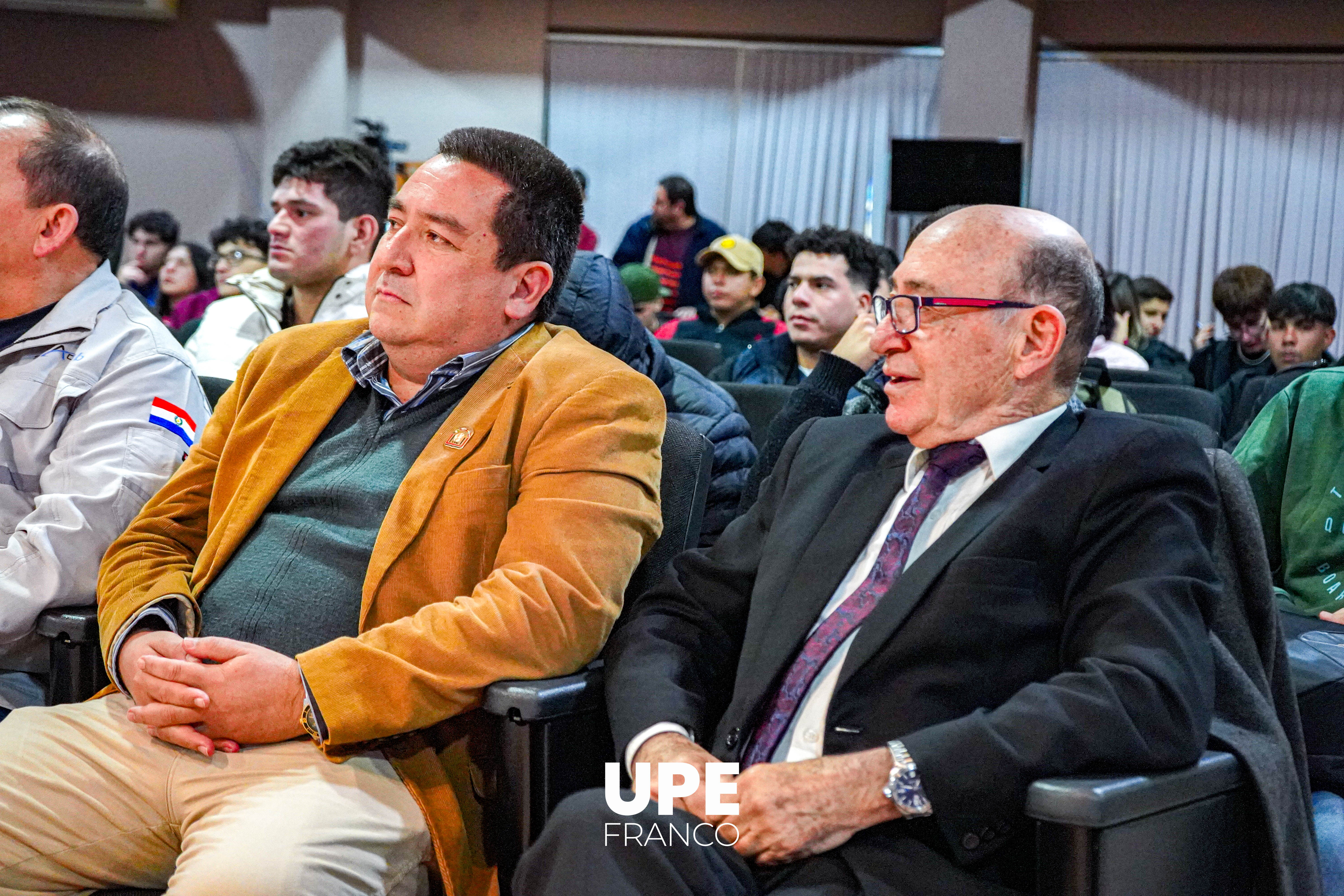 Paraguay al Espacio: UPE Franco recibió a la Agencia Espacial del Paraguay