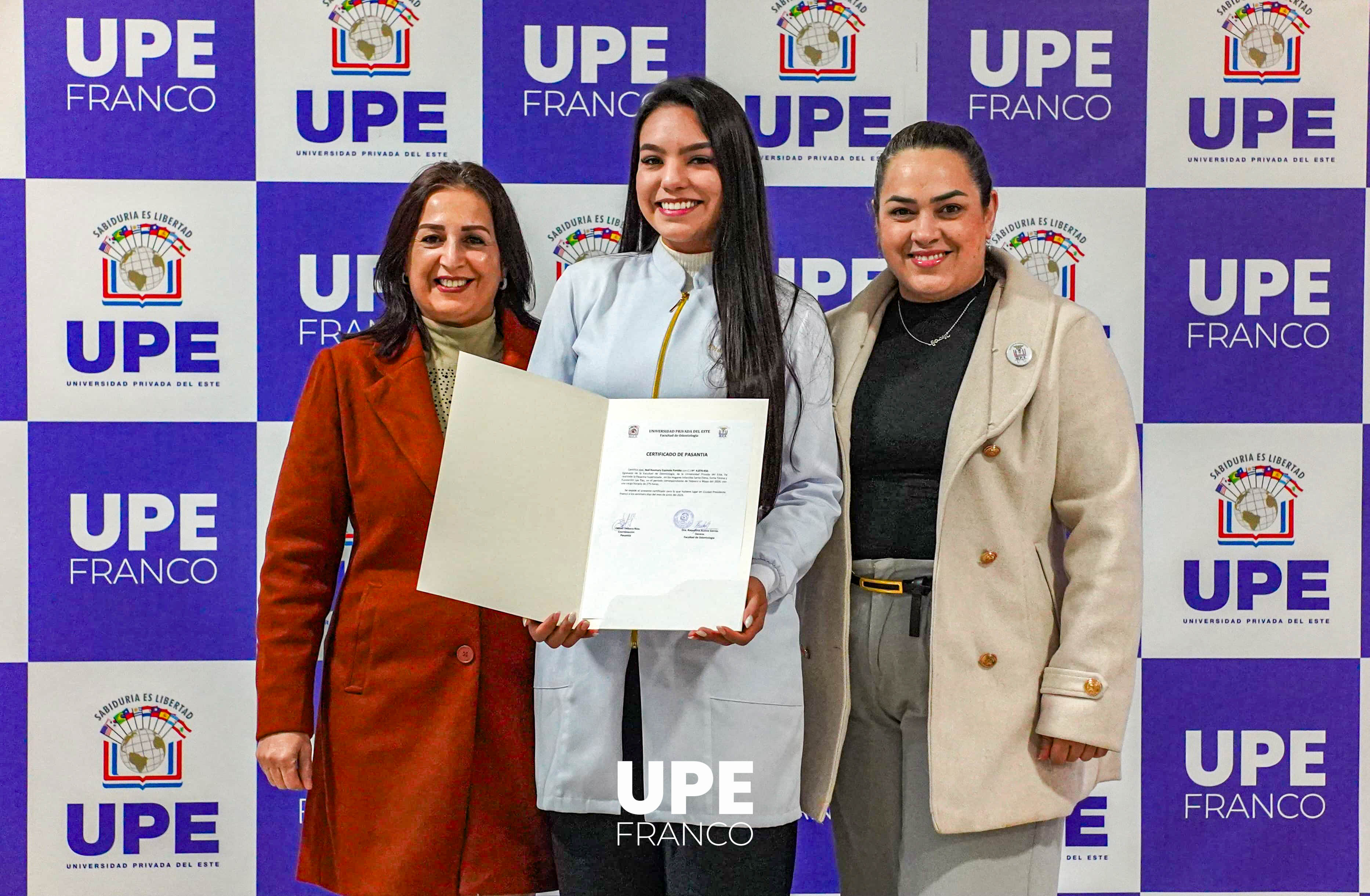 Presentación del Informe de Pasantía Curricular: Odontología UPE Promoción 2024 