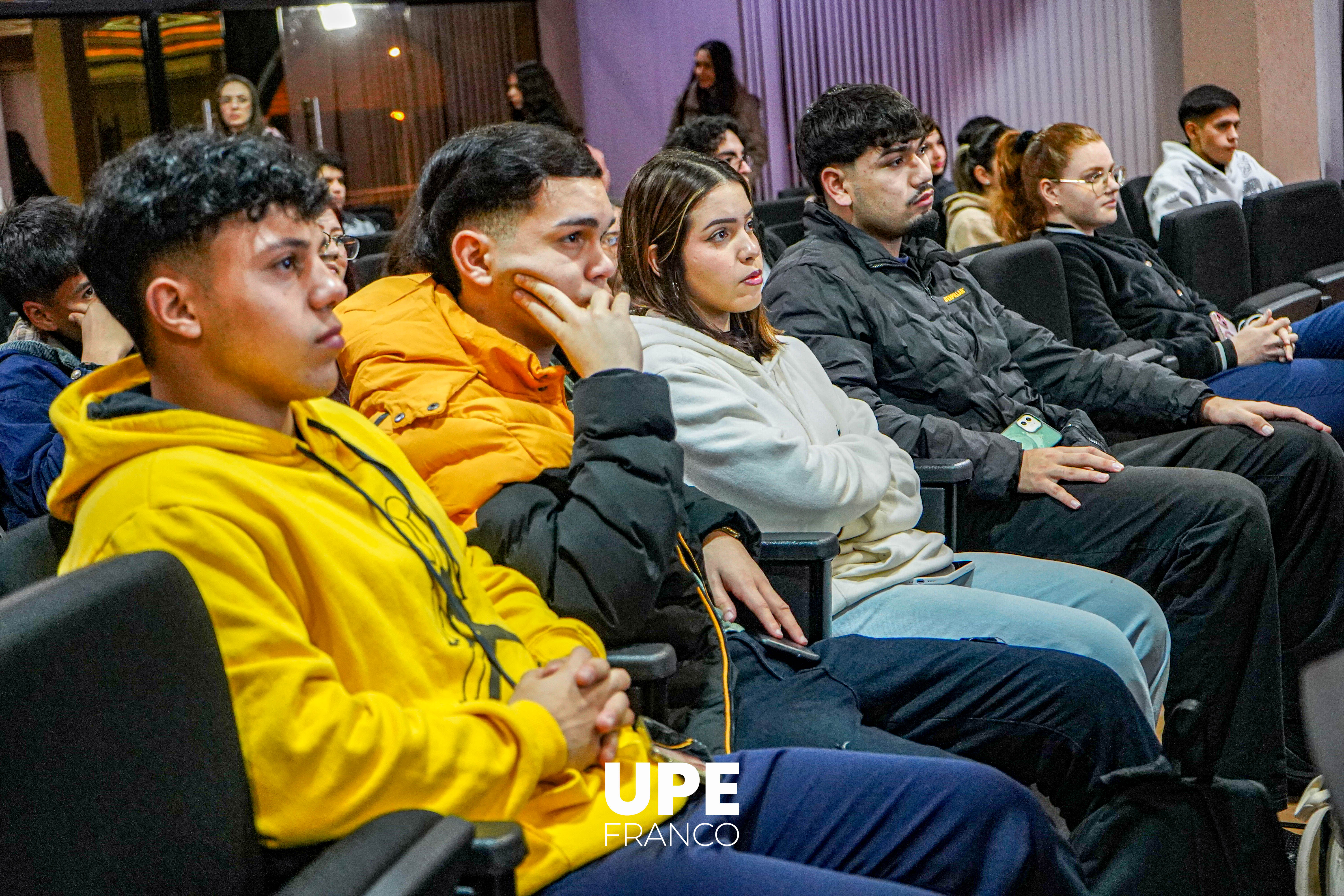 Fisioterapia en Cuidados Críticos Pediátrico y Adulto: Curso-Taller en la UPE FRANCO  