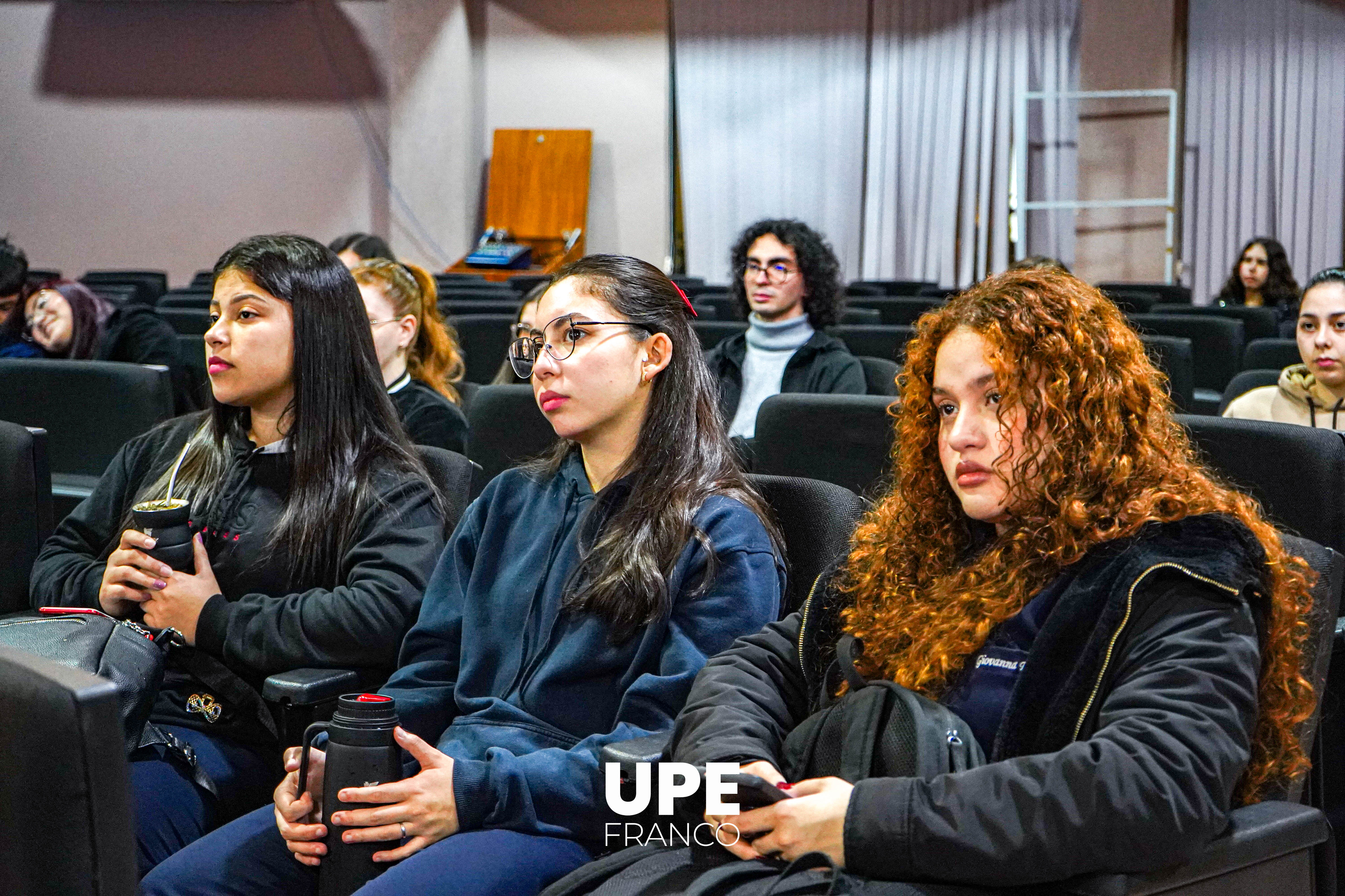 Fisioterapia en Cuidados Críticos Pediátrico y Adulto: Curso-Taller en la UPE FRANCO  