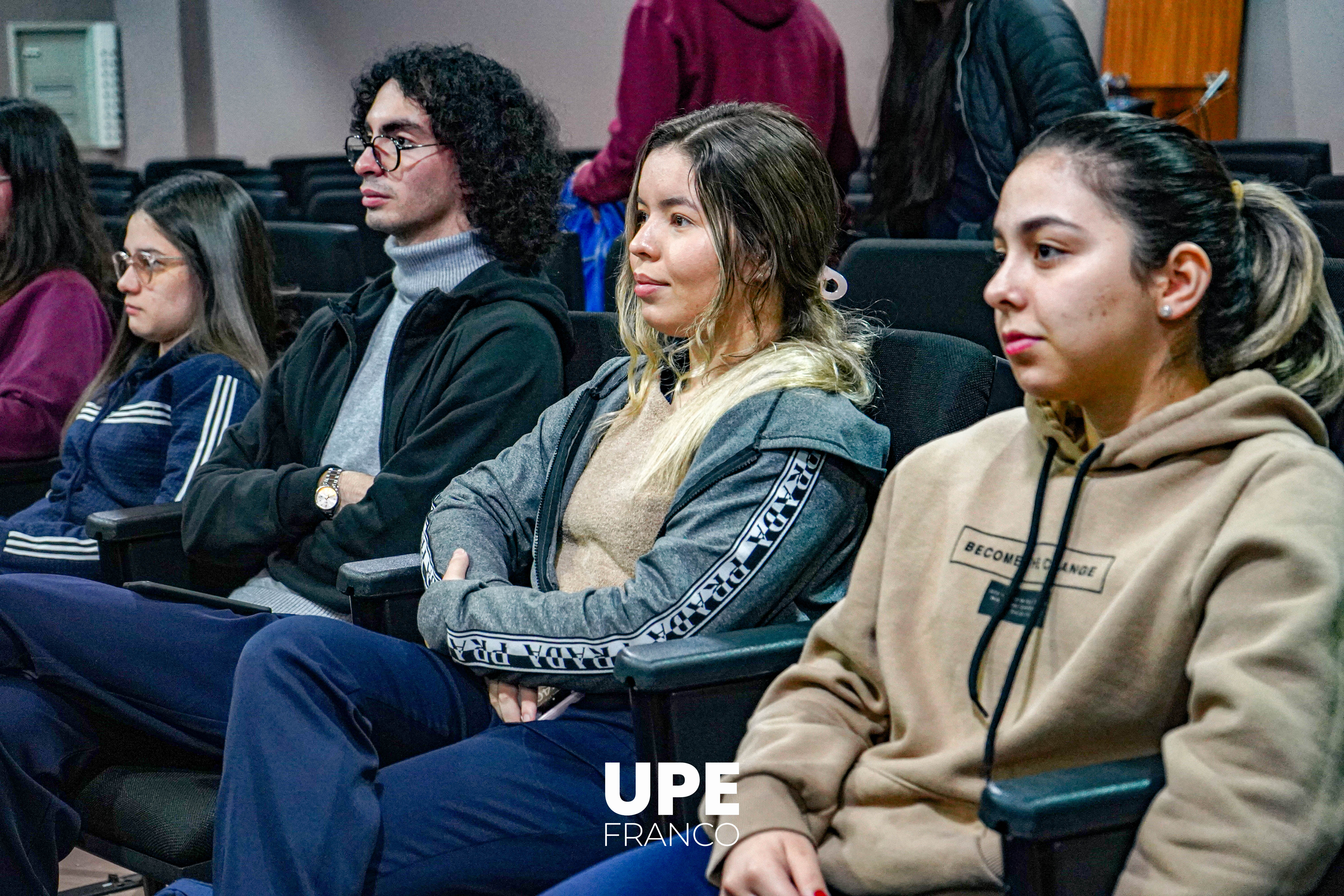 Fisioterapia en Cuidados Críticos Pediátrico y Adulto: Curso-Taller en la UPE FRANCO  